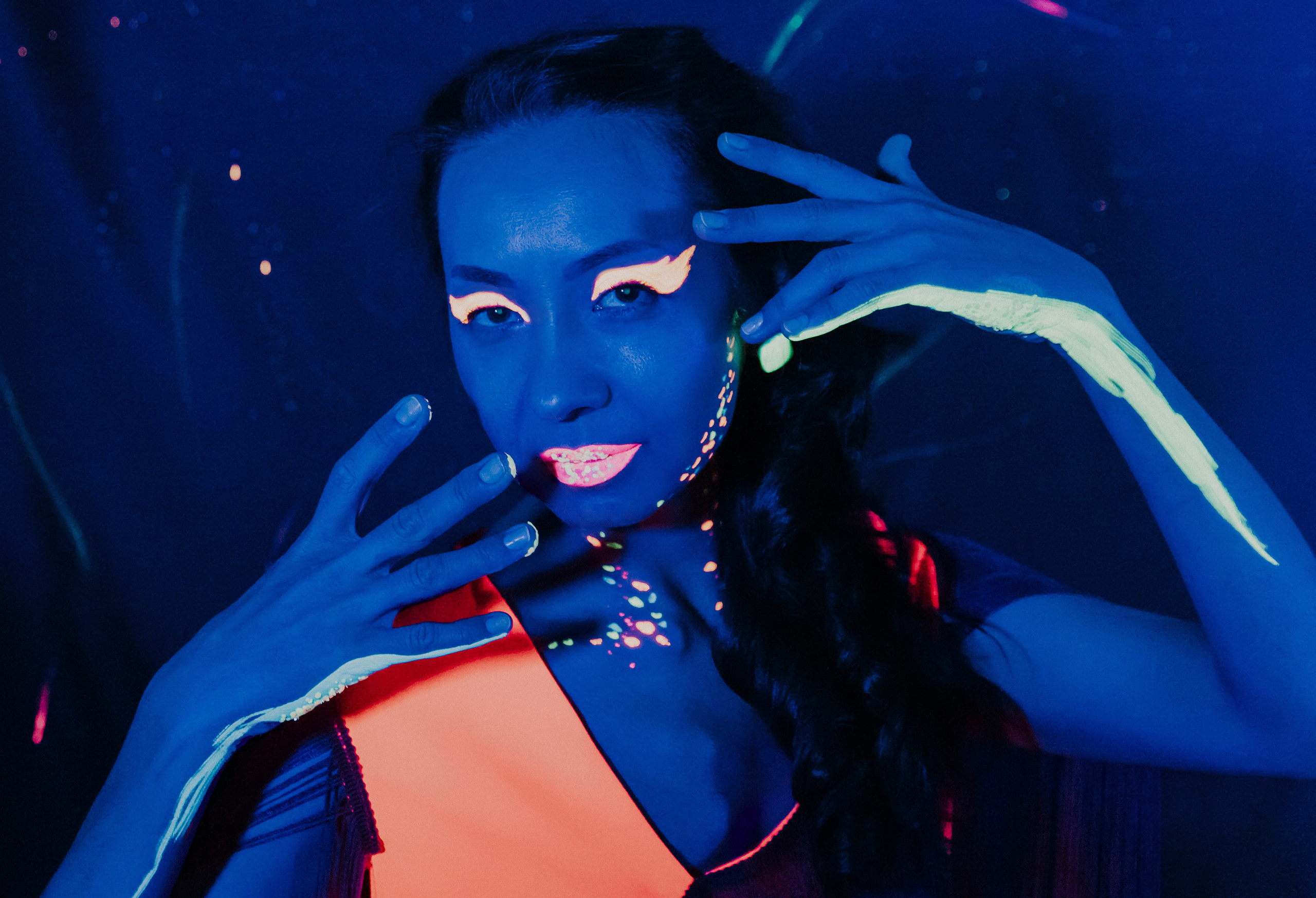 Неоновый девичник. Главная