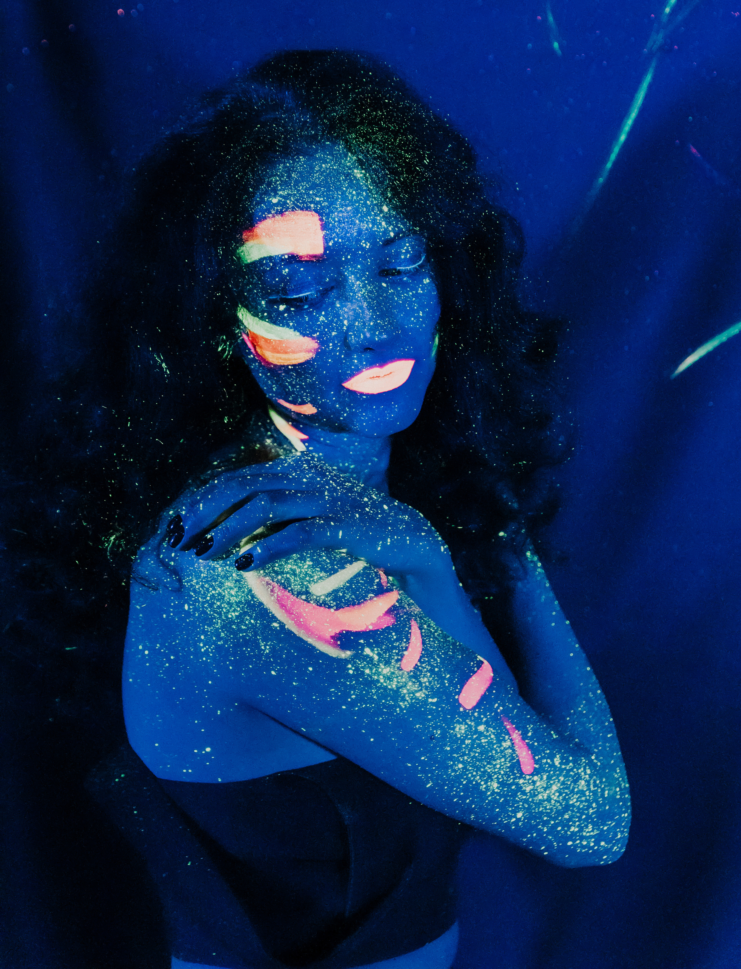 Неоновый девичник. Главная