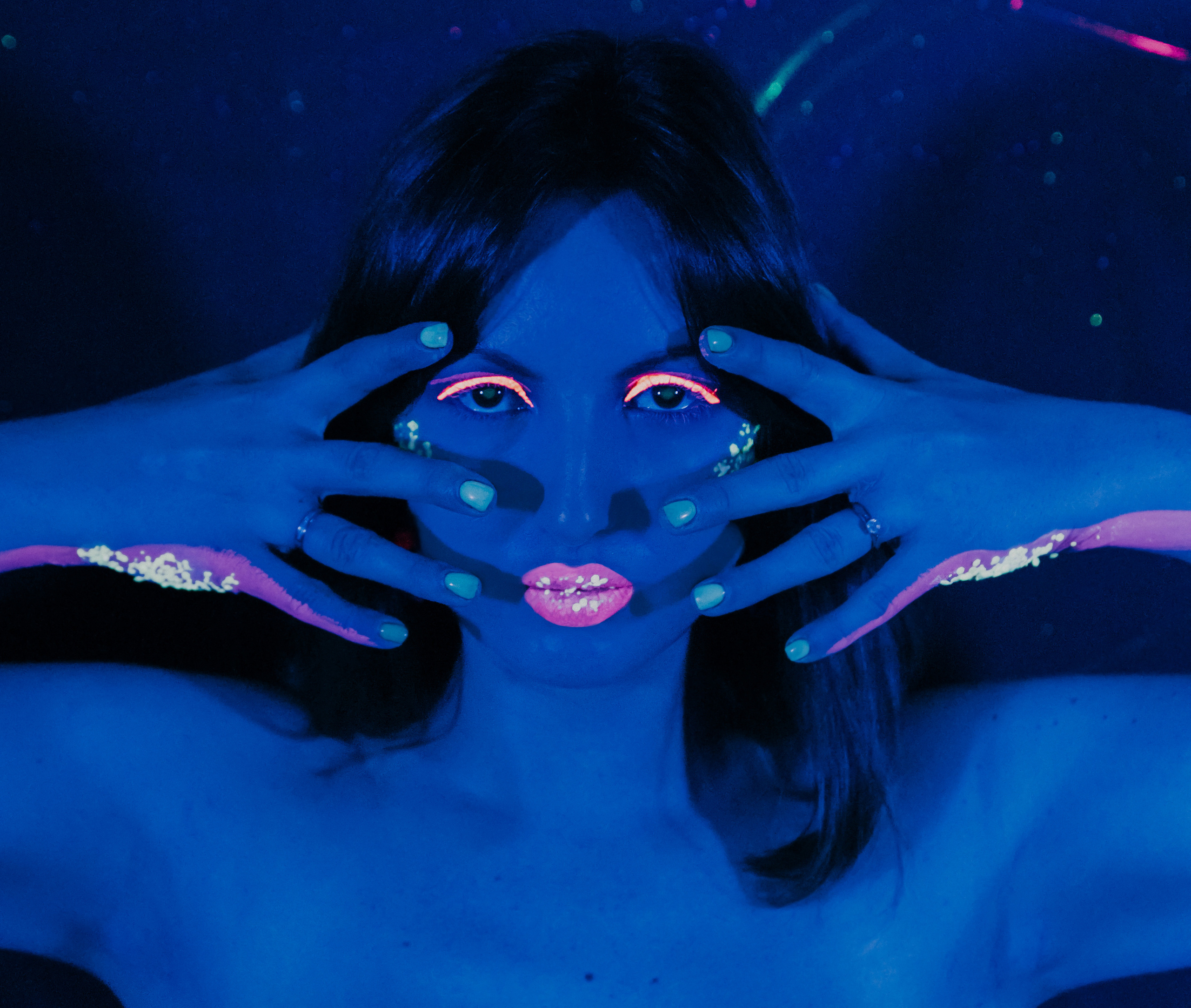 Неоновый девичник. Главная