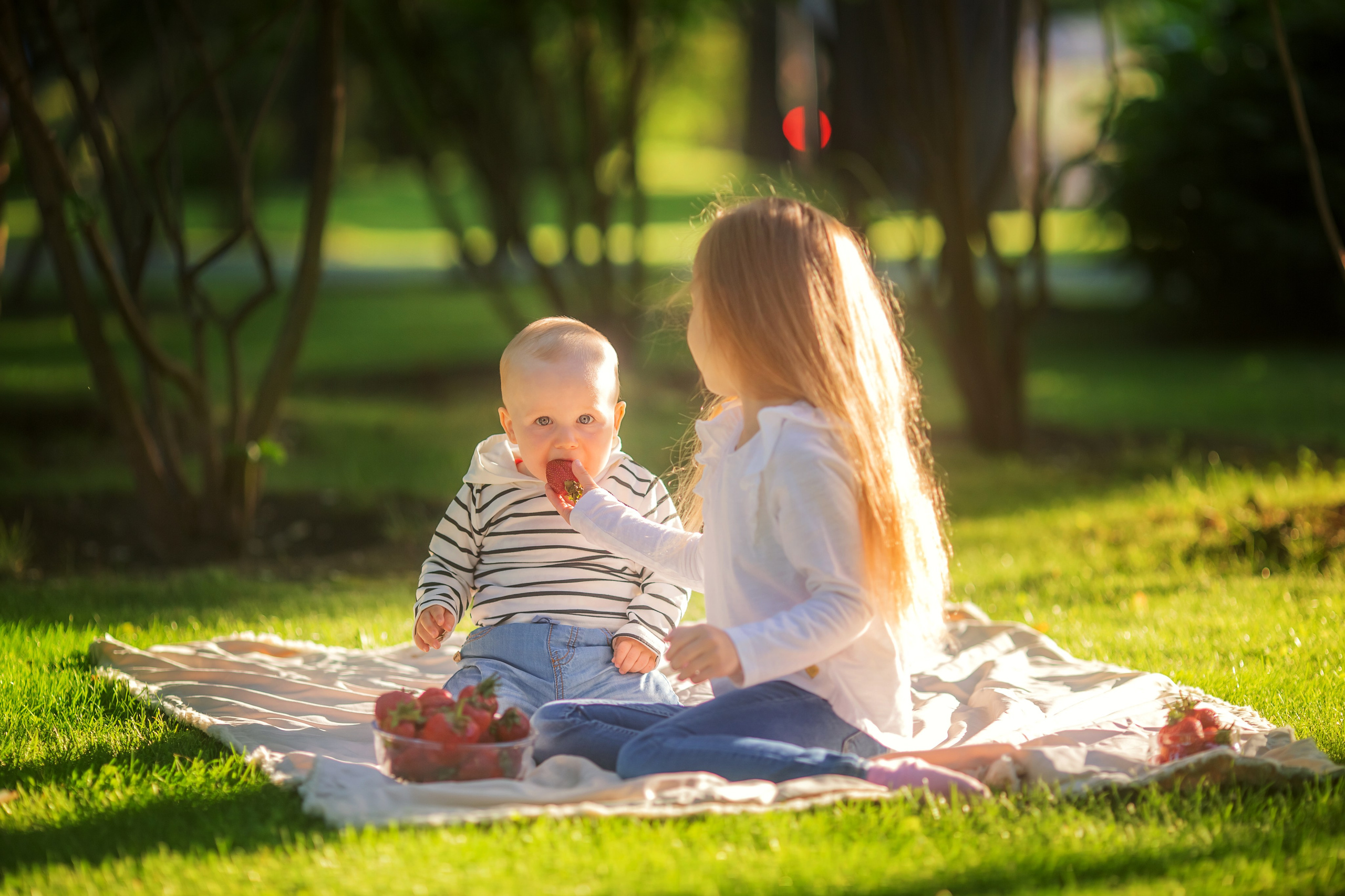 Летом на даче. צלם ואמן ילדים ומשפחה