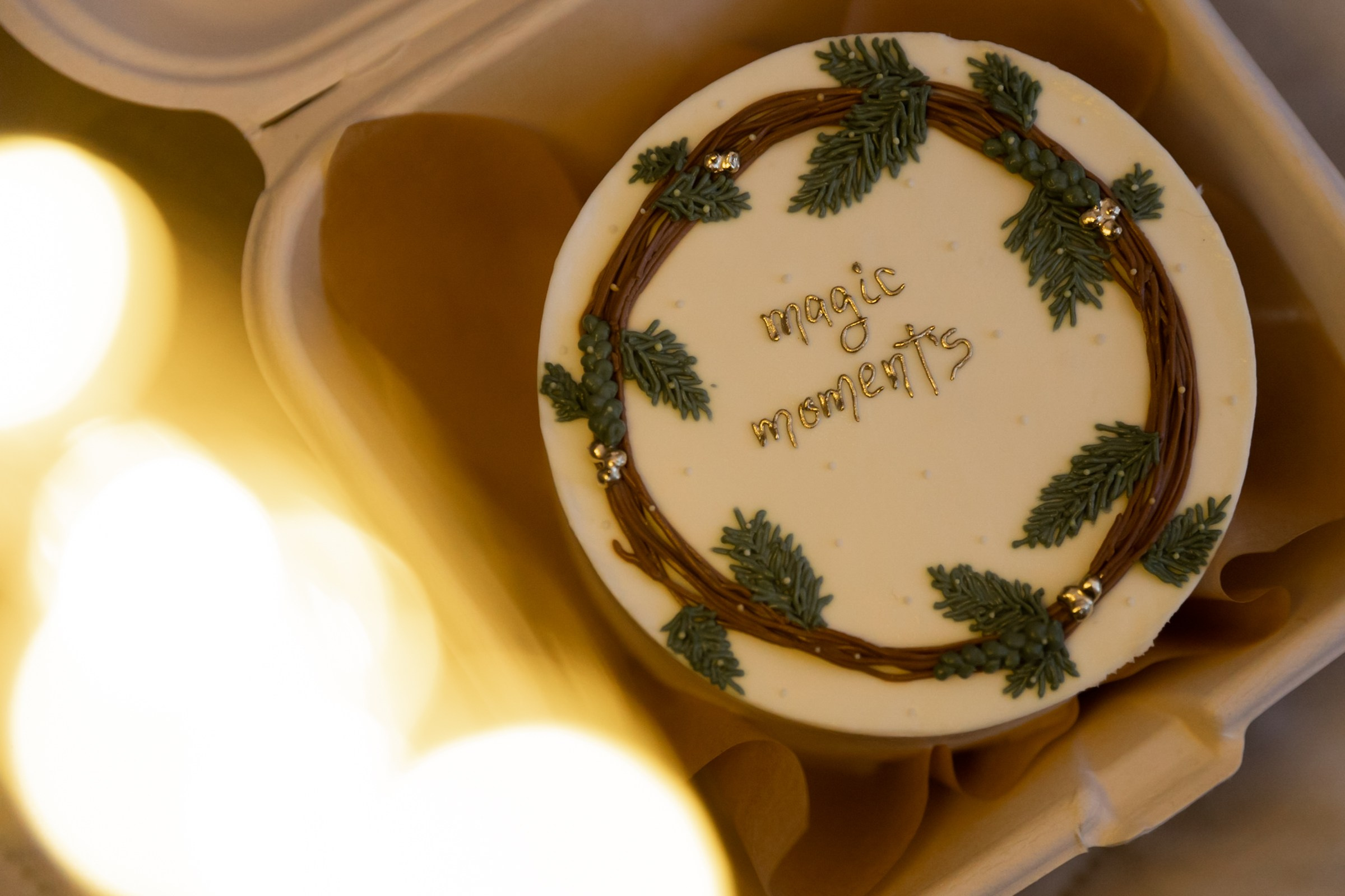 Распаковывать подарки. Свадебный фотограф Марьям Сайфулина г. Красноярск