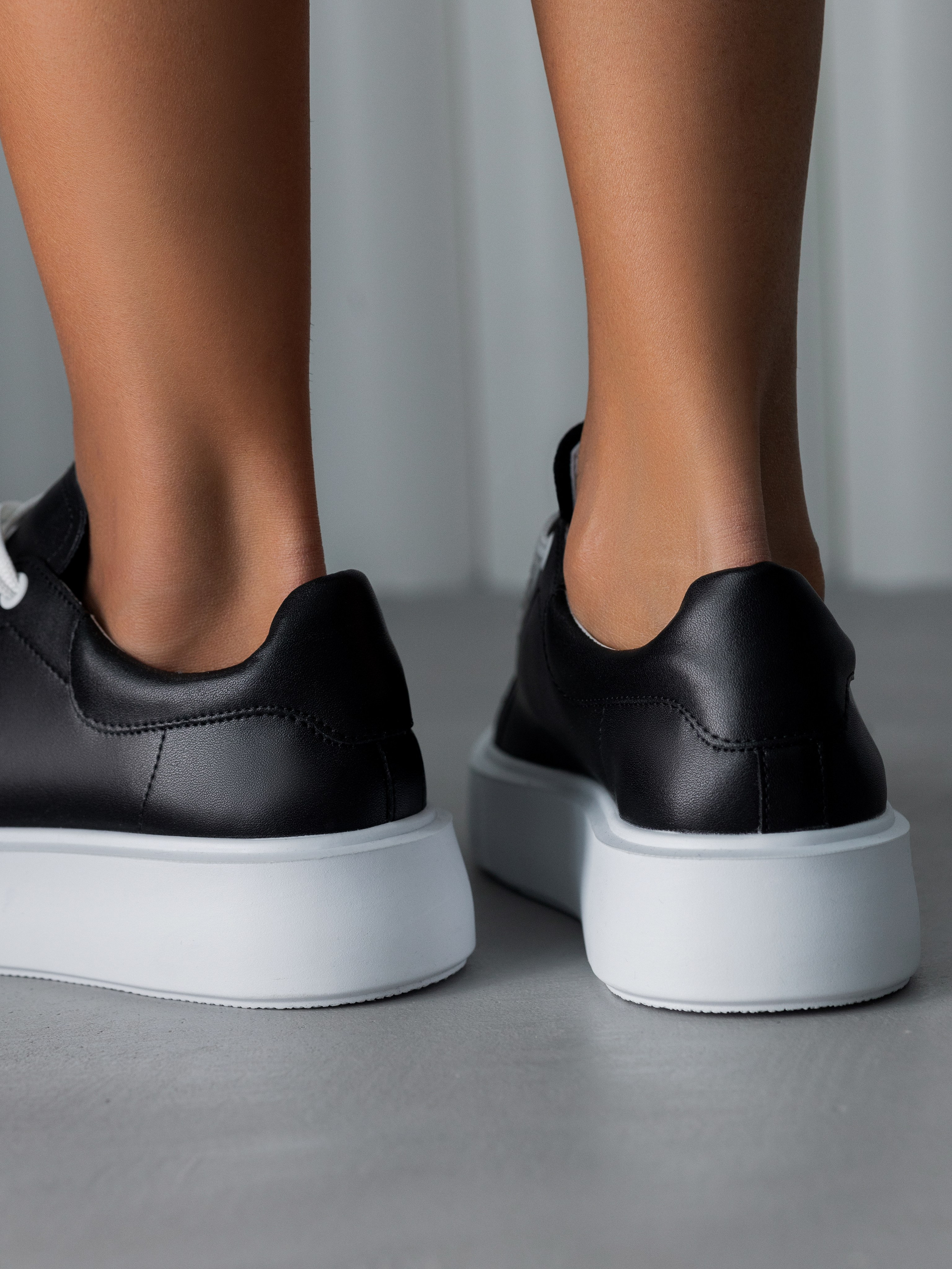 Кроссовки. Фотограф в Ростове-на-Дону Мария Аверина