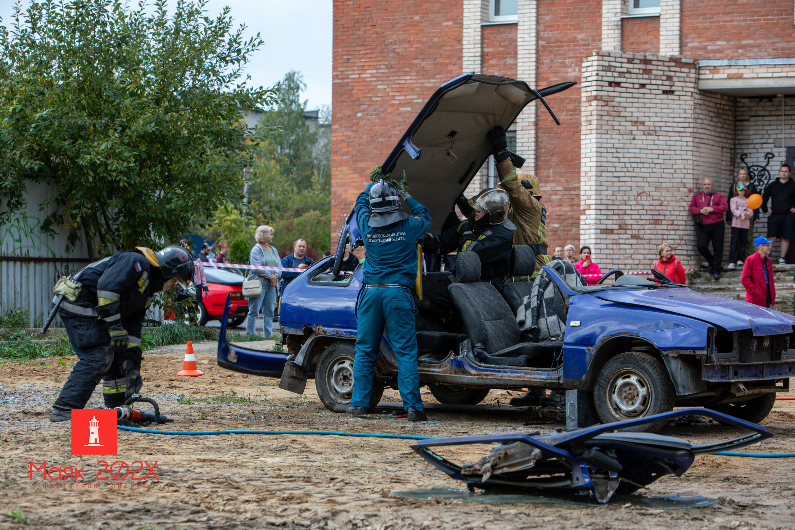 Отрадное, День города. Автомобильная фотография в Санкт-Петербурге