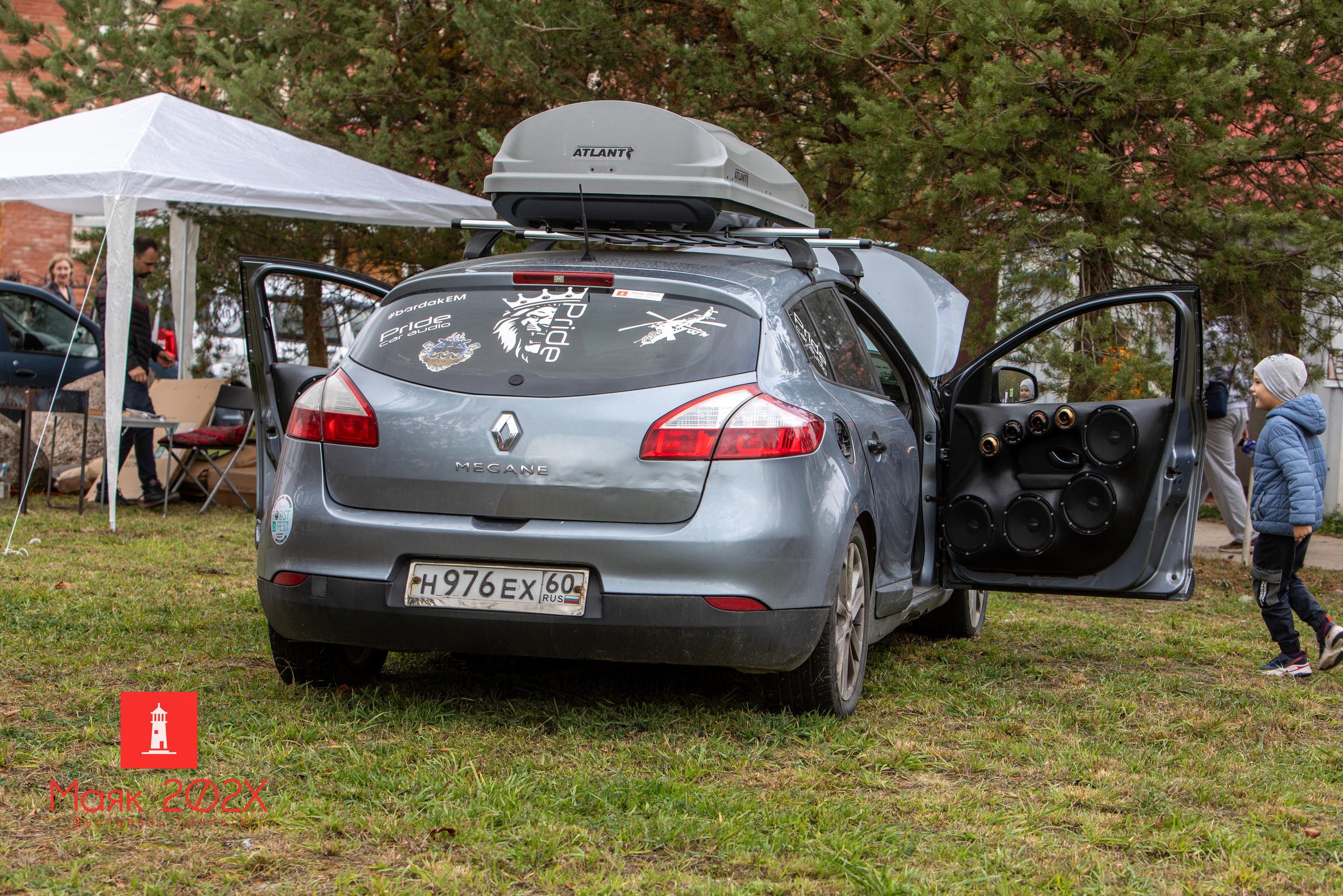 Отрадное, День города. Автомобильная фотография в Санкт-Петербурге