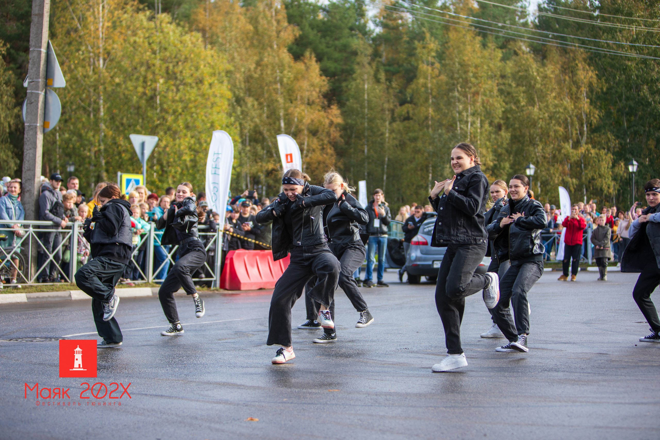 Отрадное, День города. Автомобильная фотография в Санкт-Петербурге