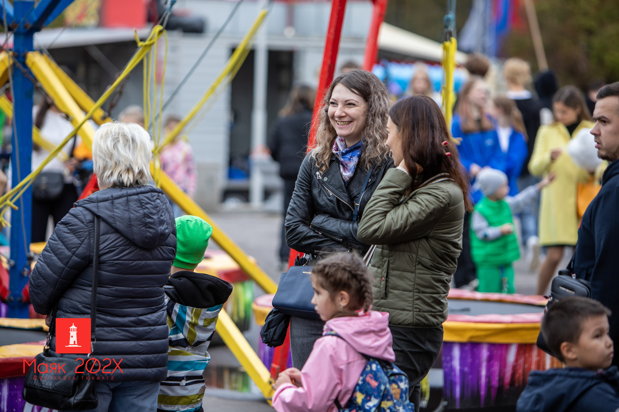 Отрадное, День города. Автомобильная фотография в Санкт-Петербурге