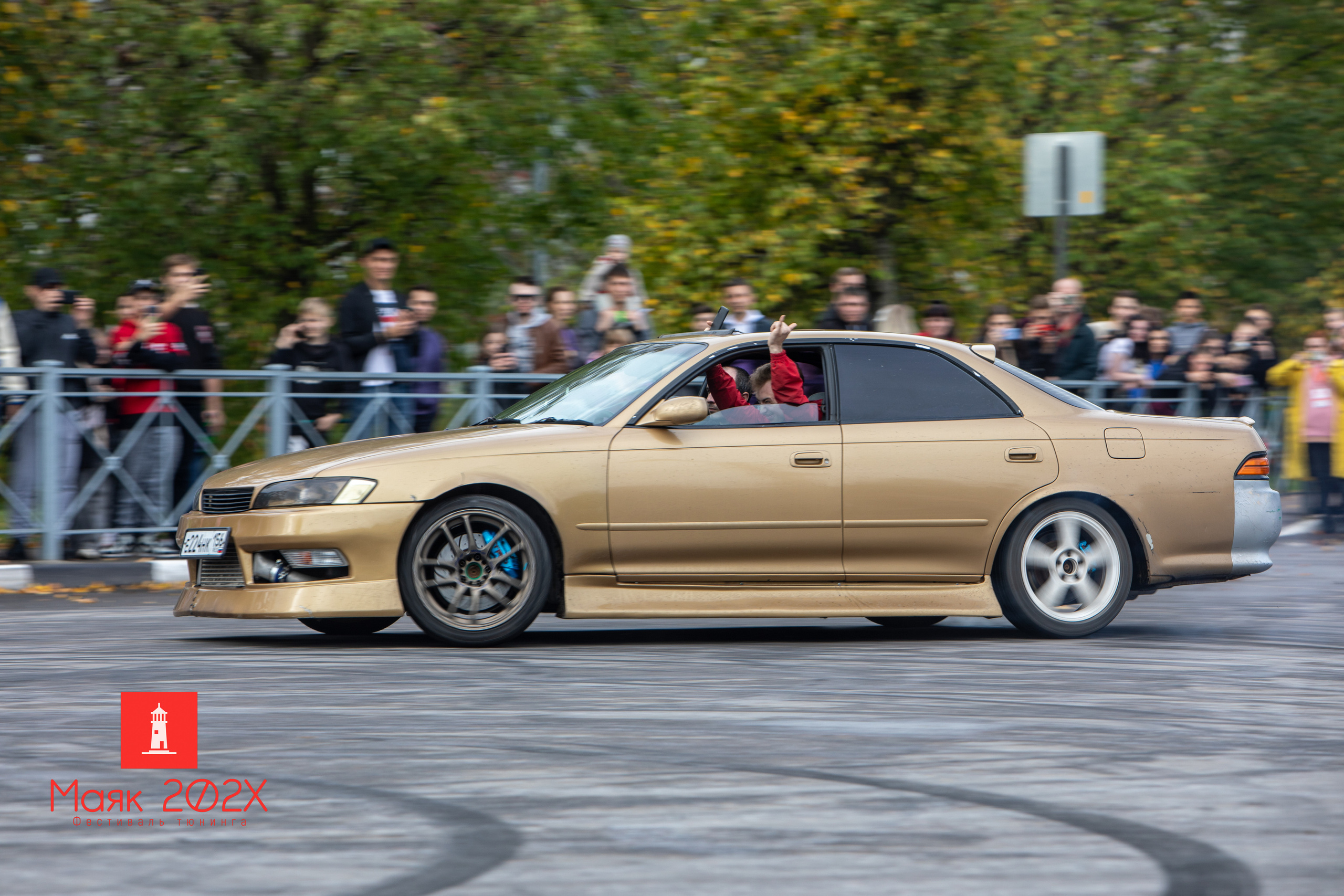Отрадное, День города. Автомобильная фотография в Санкт-Петербурге