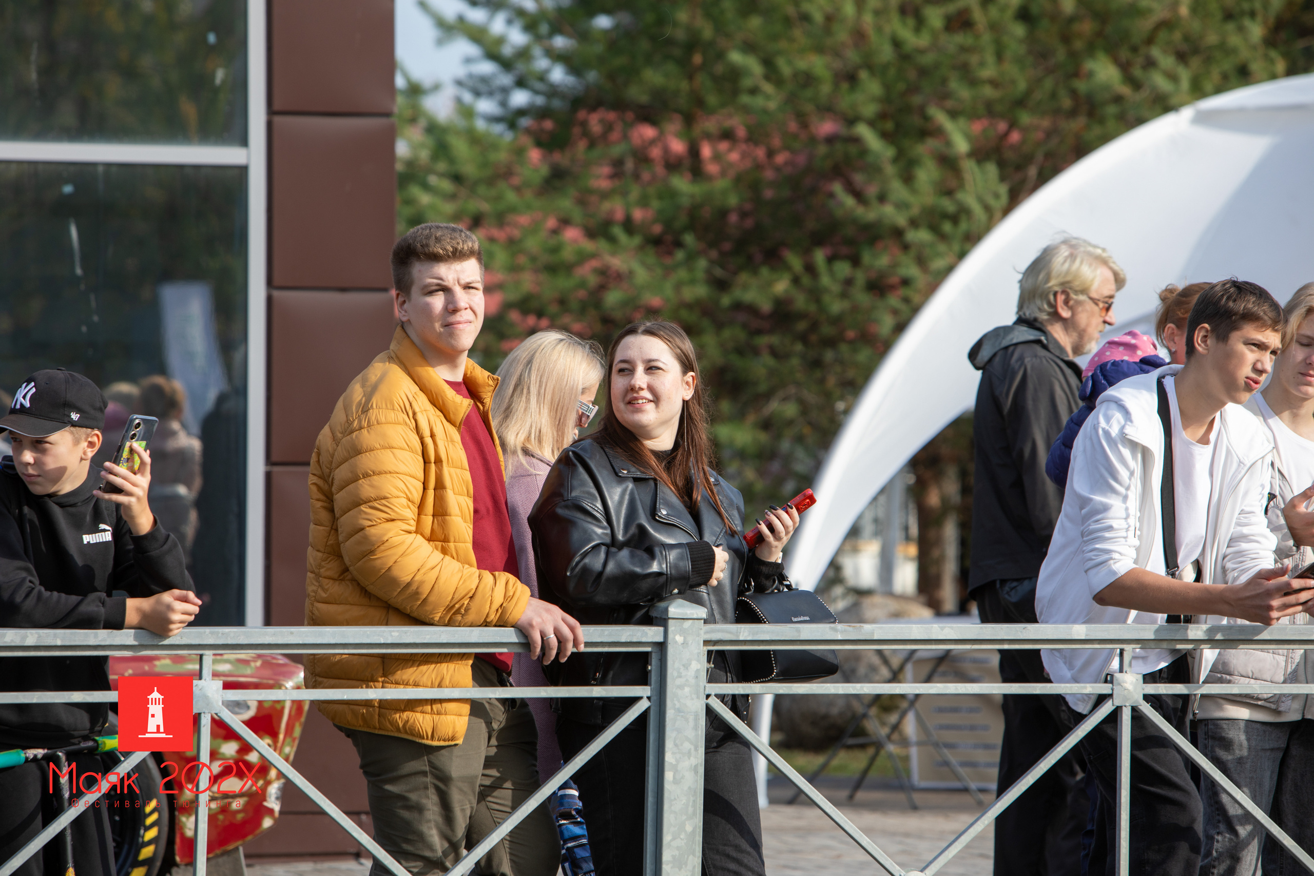 Отрадное, День города. Автомобильная фотография в Санкт-Петербурге