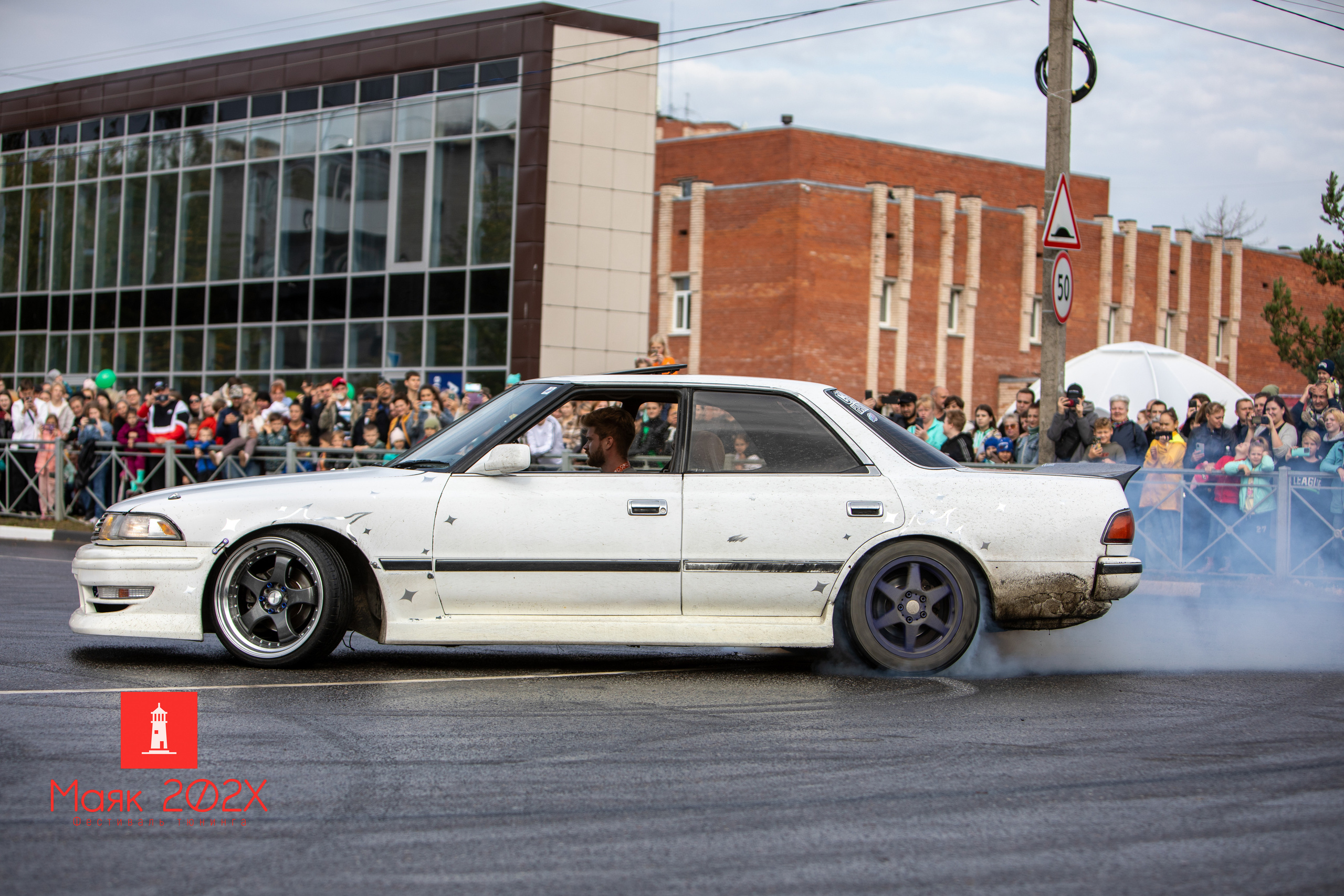 Отрадное, День города. Автомобильная фотография в Санкт-Петербурге