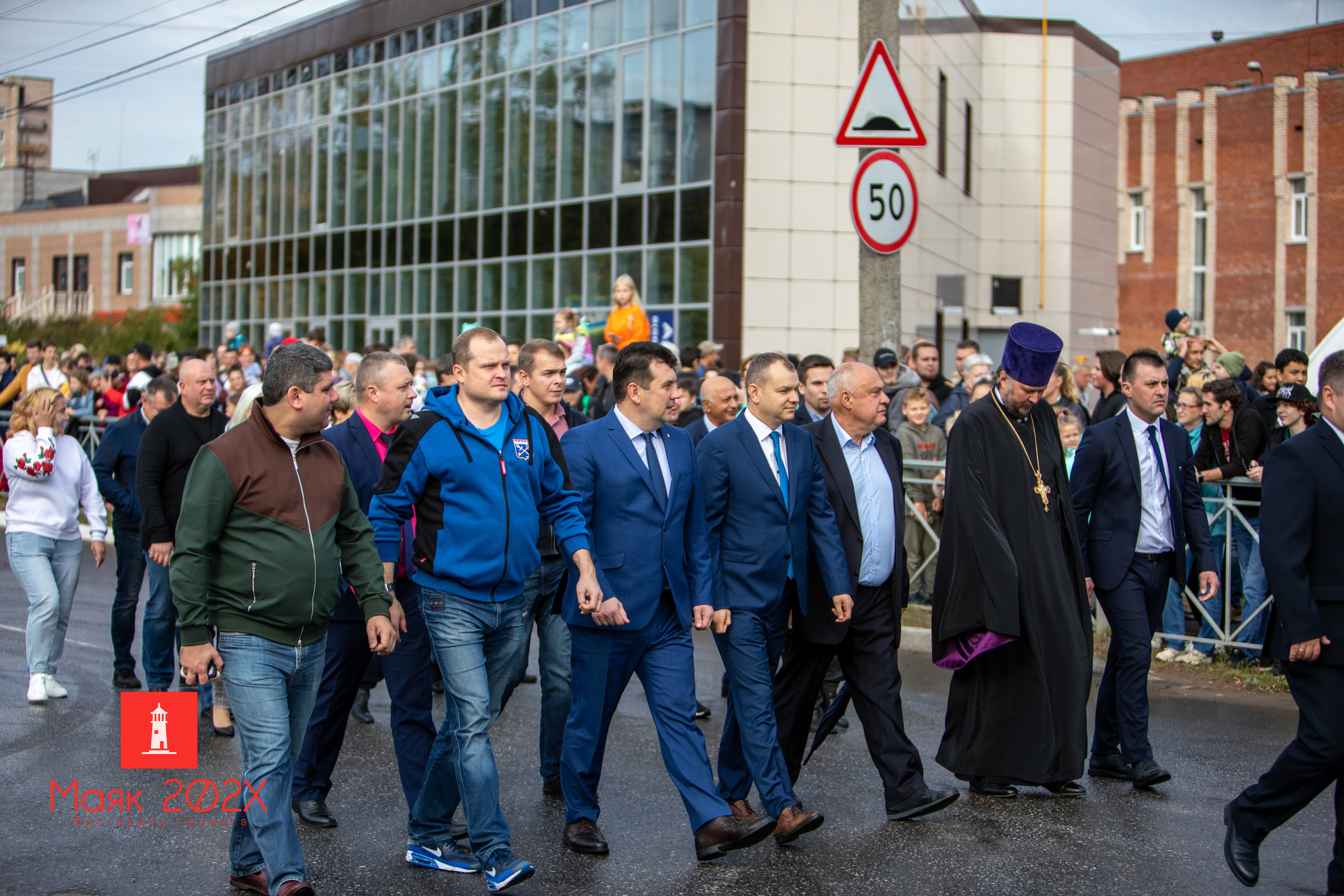 Отрадное, День города. Автомобильная фотография в Санкт-Петербурге