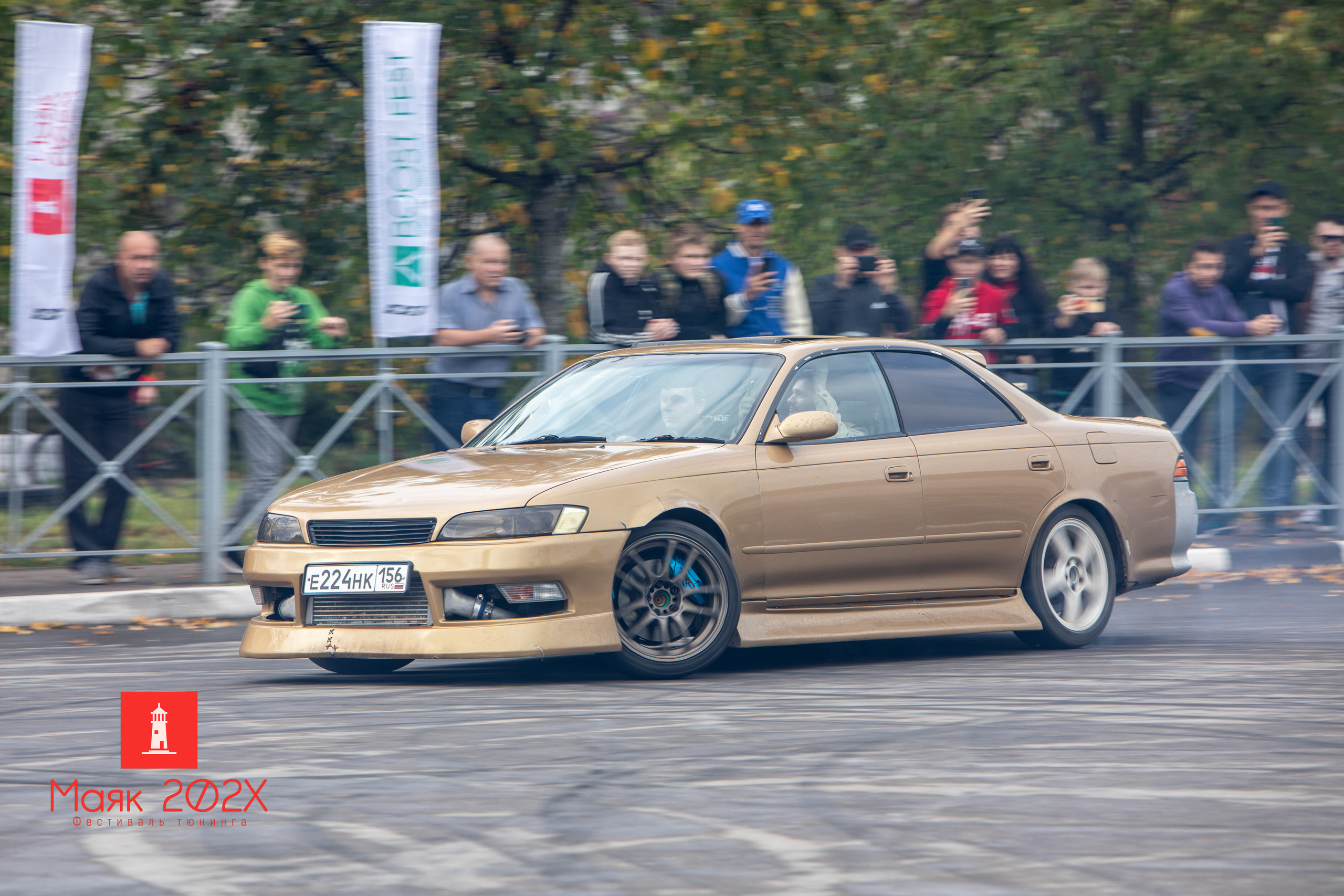 Отрадное, День города. Автомобильная фотография в Санкт-Петербурге