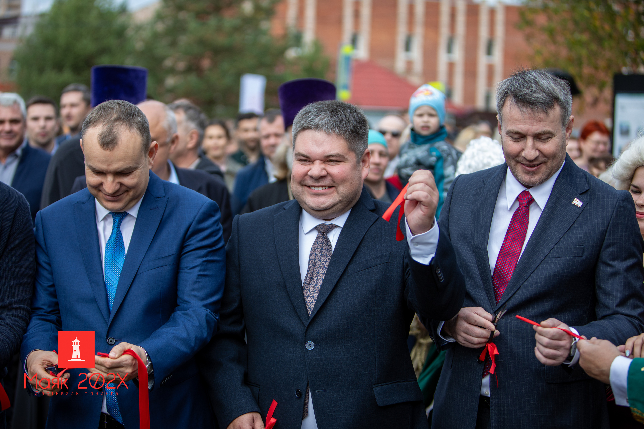Отрадное, День города. Автомобильная фотография в Санкт-Петербурге