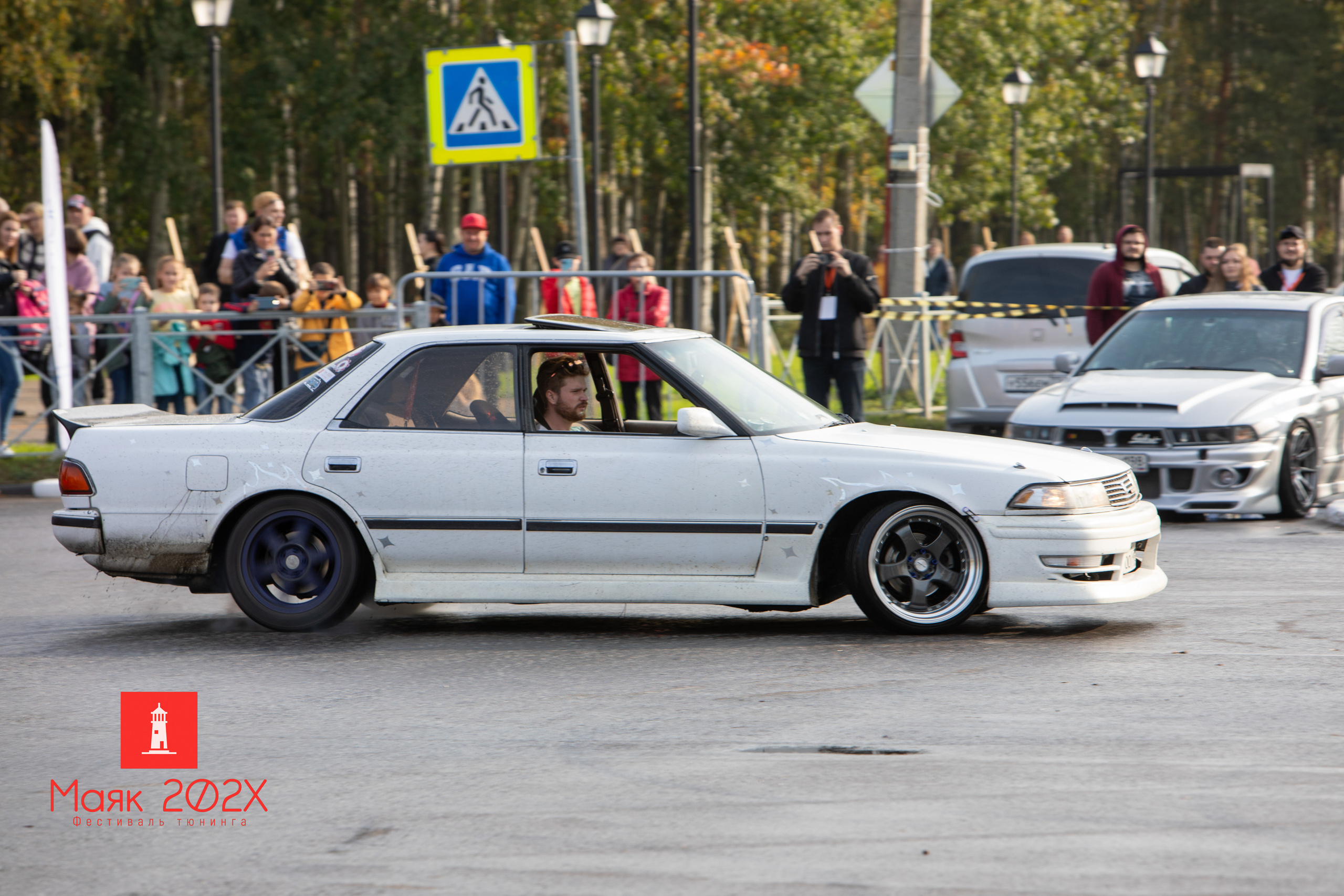 Отрадное, День города. Автомобильная фотография в Санкт-Петербурге