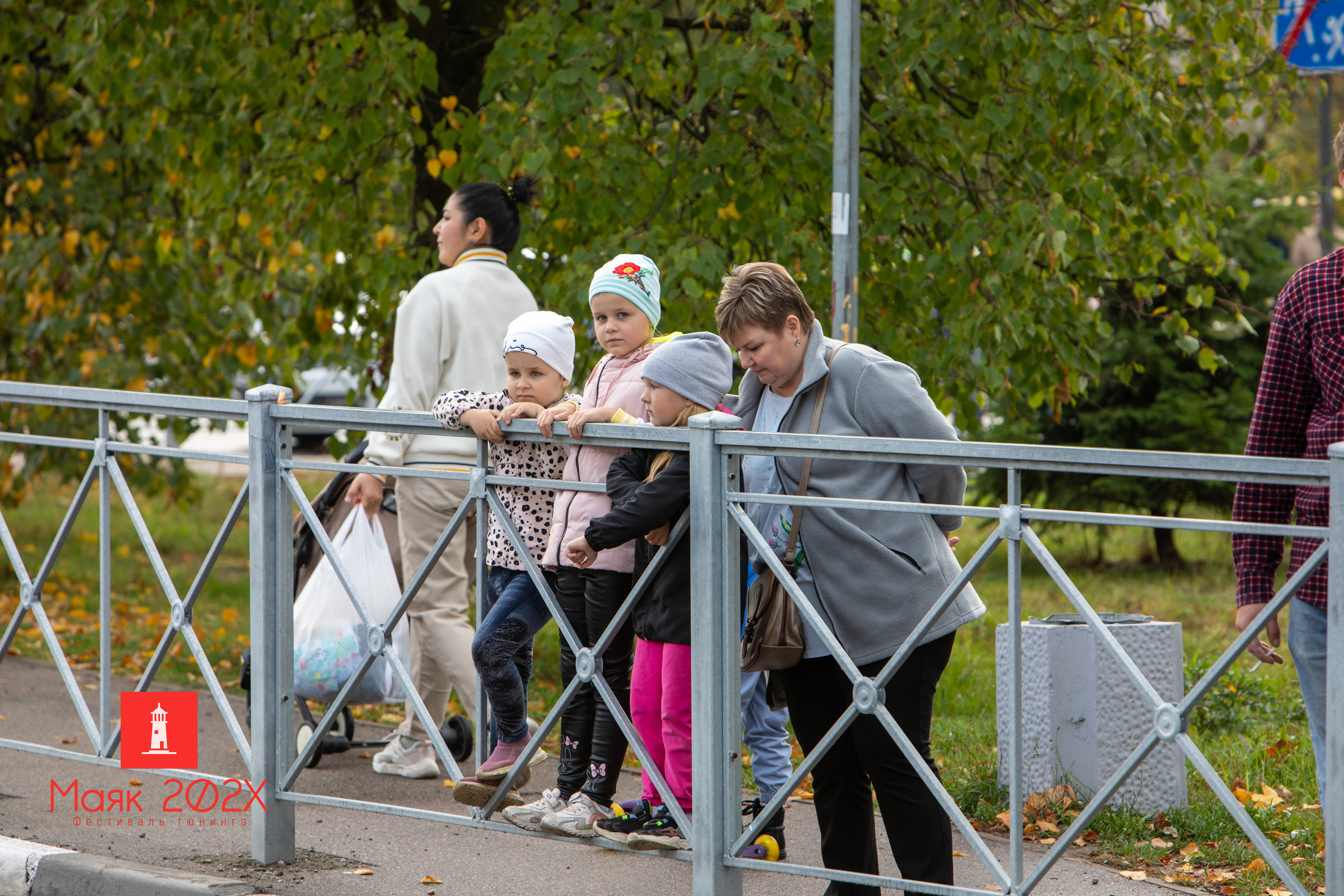 Отрадное, День города. Автомобильная фотография в Санкт-Петербурге