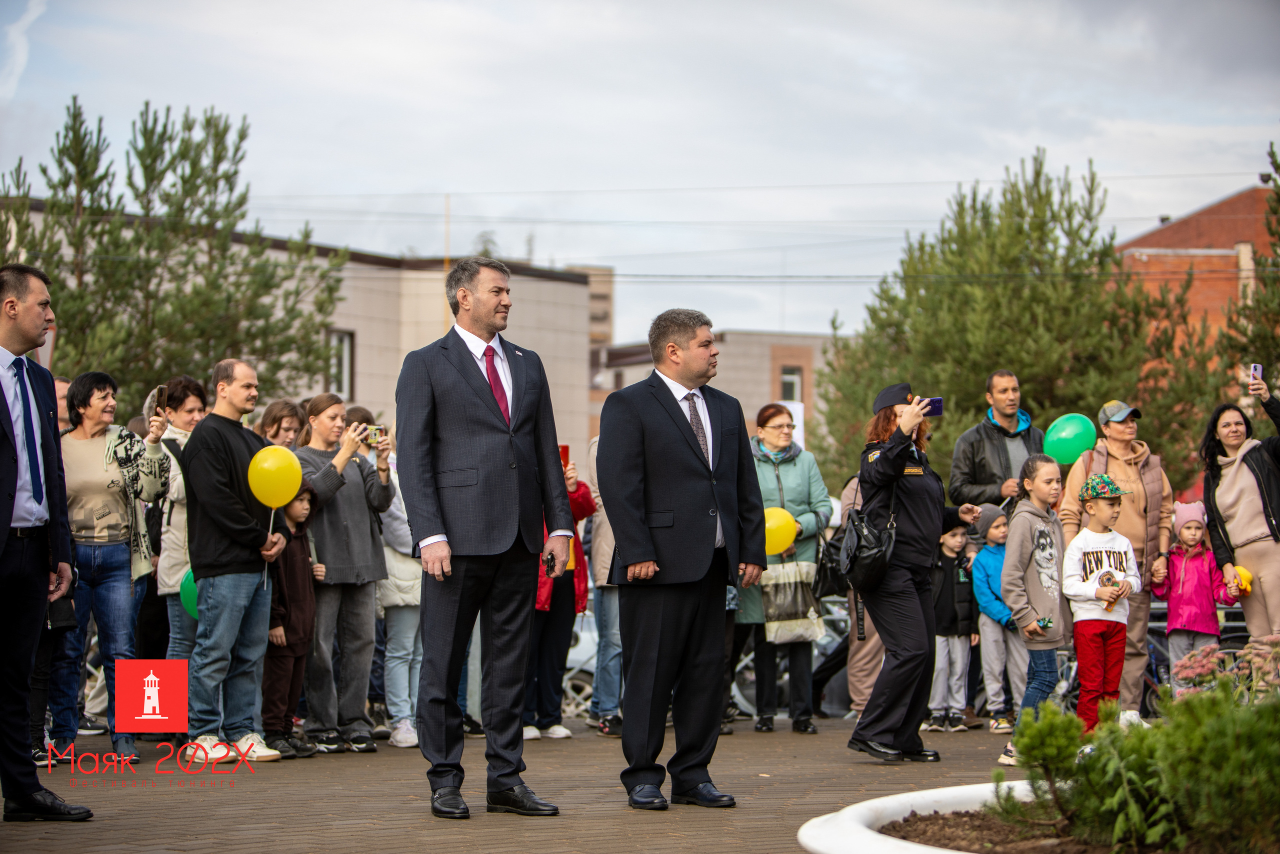Отрадное, День города. Автомобильная фотография в Санкт-Петербурге
