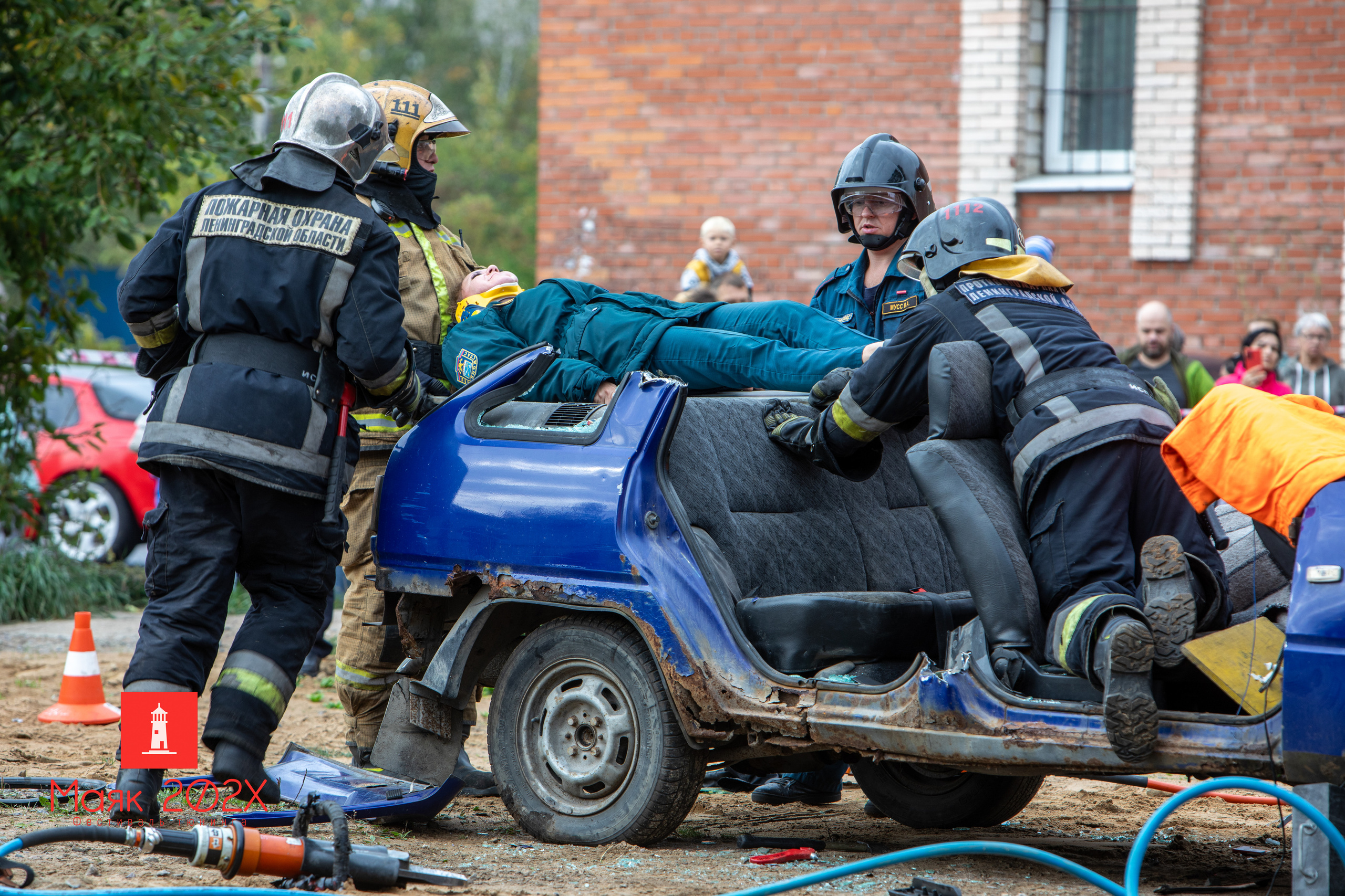 Отрадное, День города. Автомобильная фотография в Санкт-Петербурге