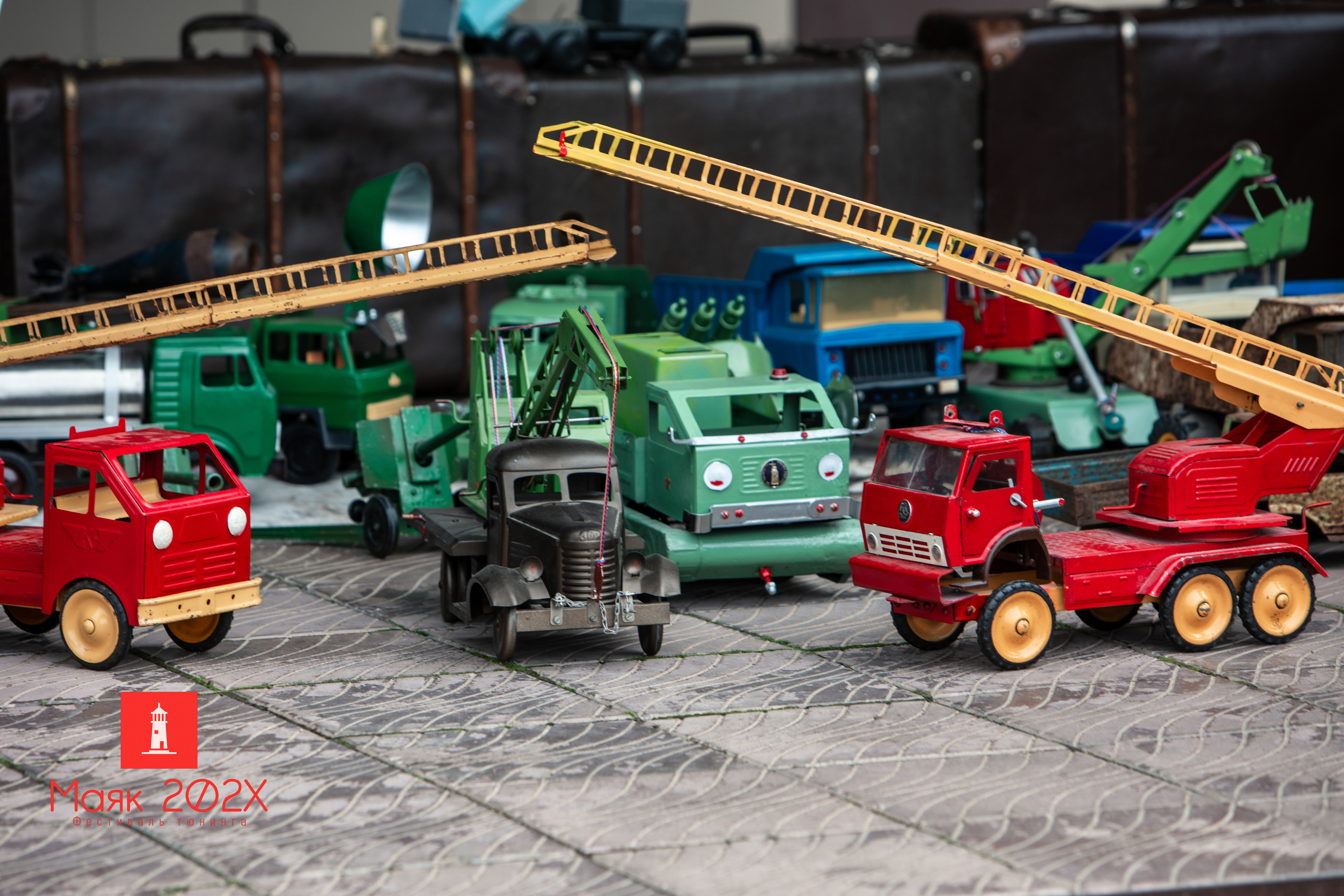 Отрадное, День города. Автомобильная фотография в Санкт-Петербурге