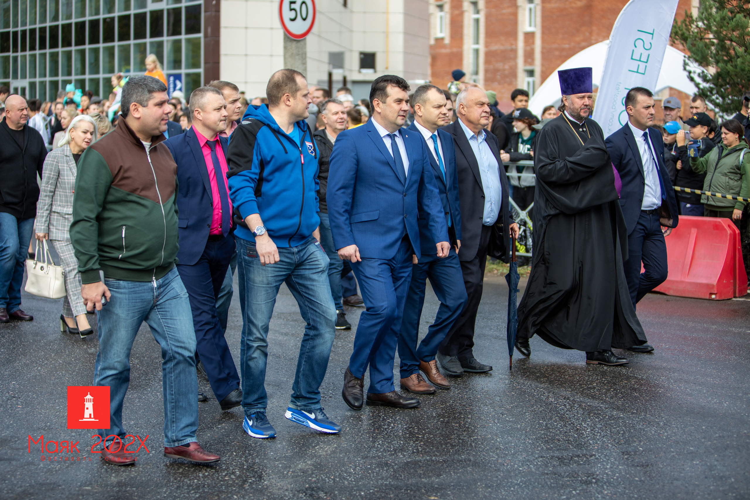 Отрадное, День города. Автомобильная фотография в Санкт-Петербурге