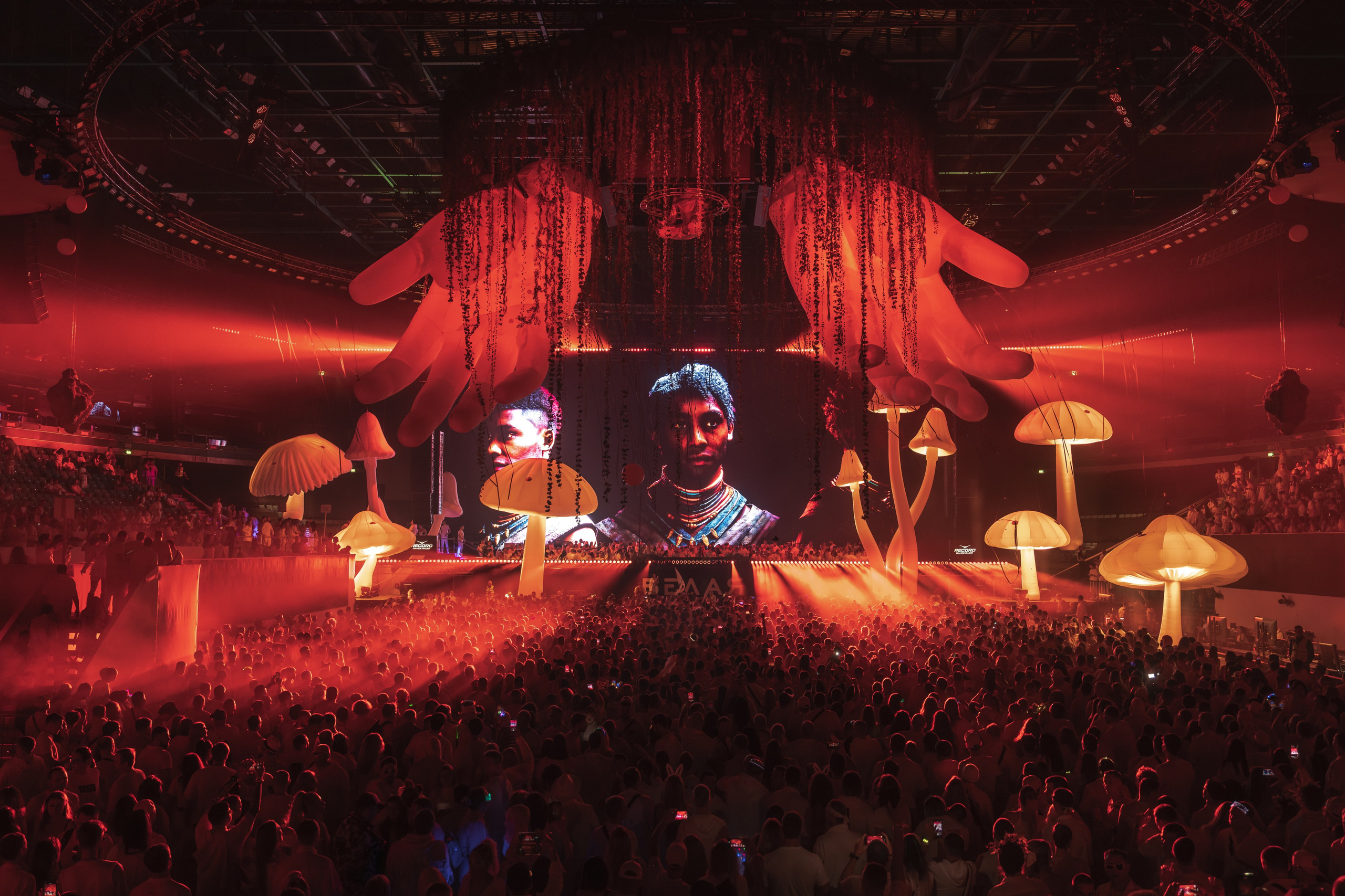 БЕЛАЯ 2025. Святослав Буньков | фотограф