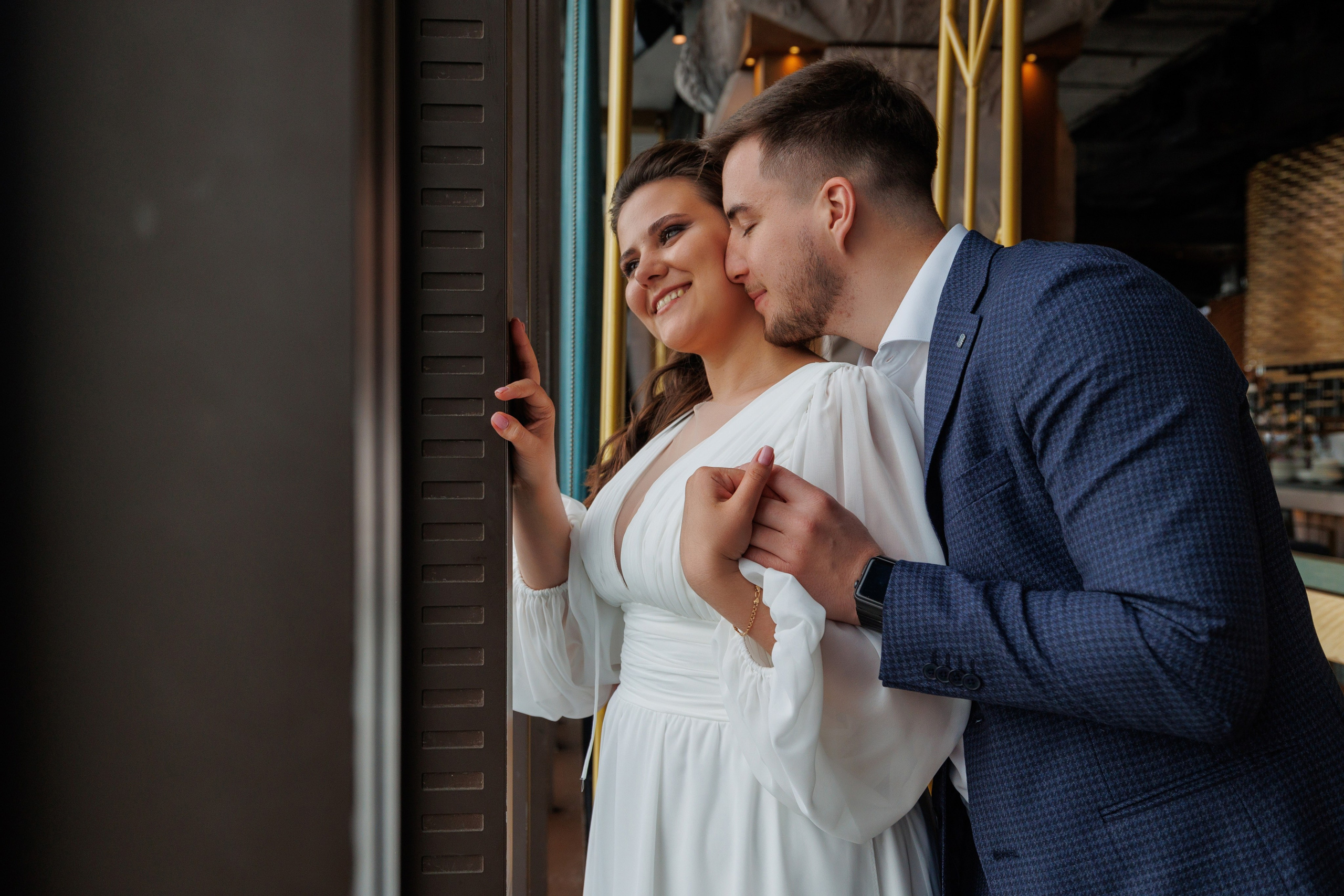 Фотограф на регистрацию в ЗАГС Москва Сити Birds Башня ОКО. Примеры фото, отзывы молодоженов и заявка на регистрацию через официальный сайт.