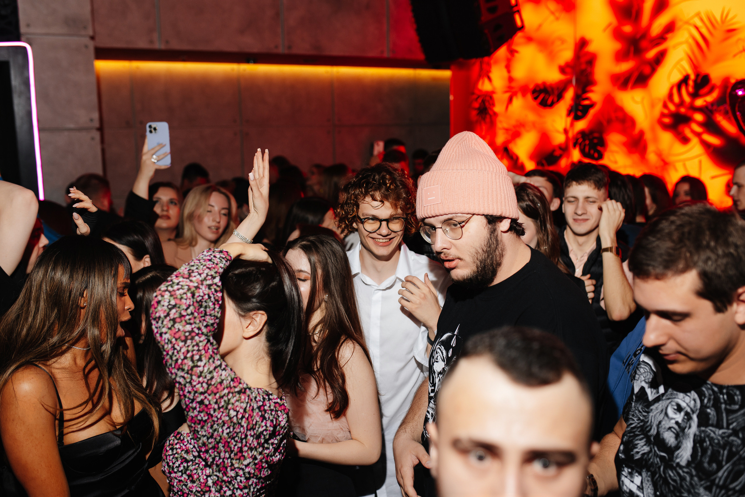 Pink Vibes Dj Cherocky. Репортажный и свадебный фотограф в Краснодаре Владислав Рыжов