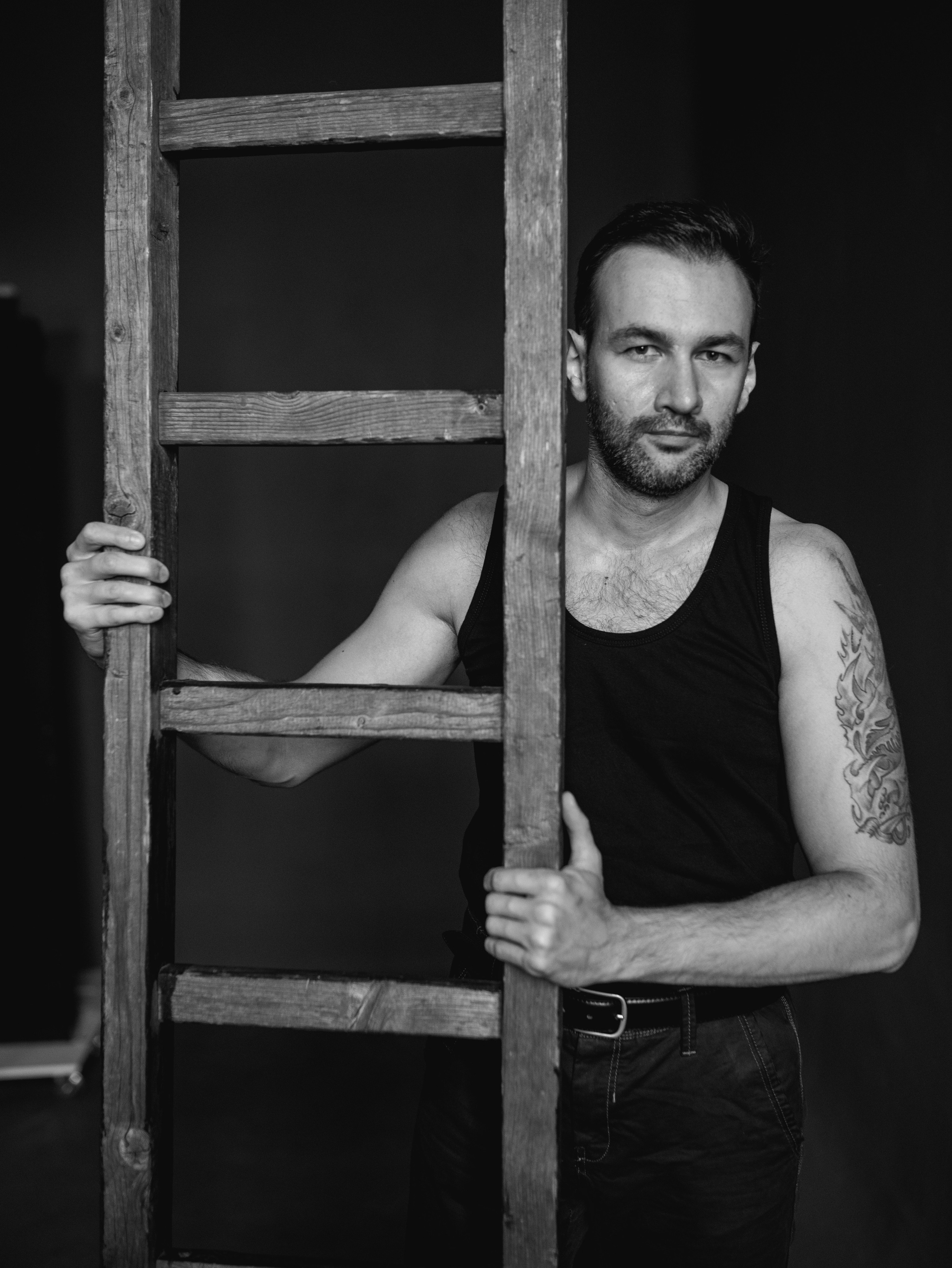 Артем. Фотосессия в Спб в студии, фотограф Панютина Марина