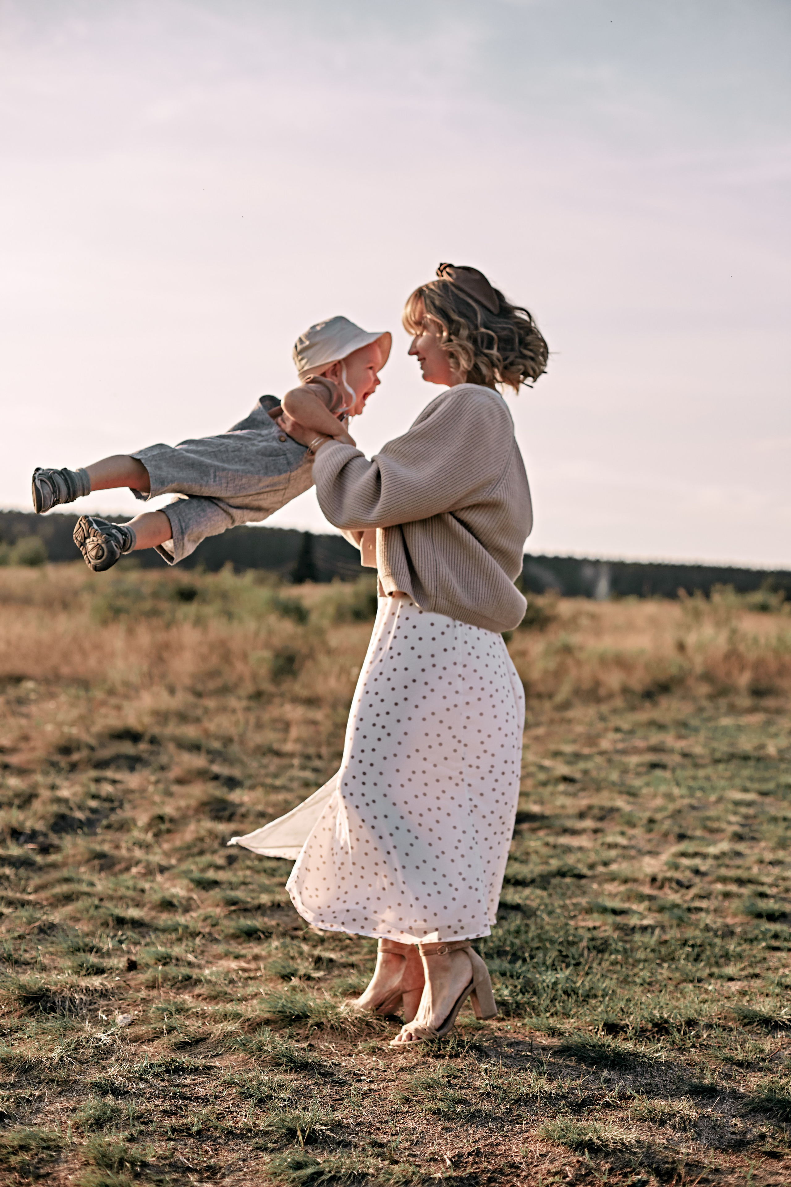 Катя с семьей. Порог Ревун. Главная