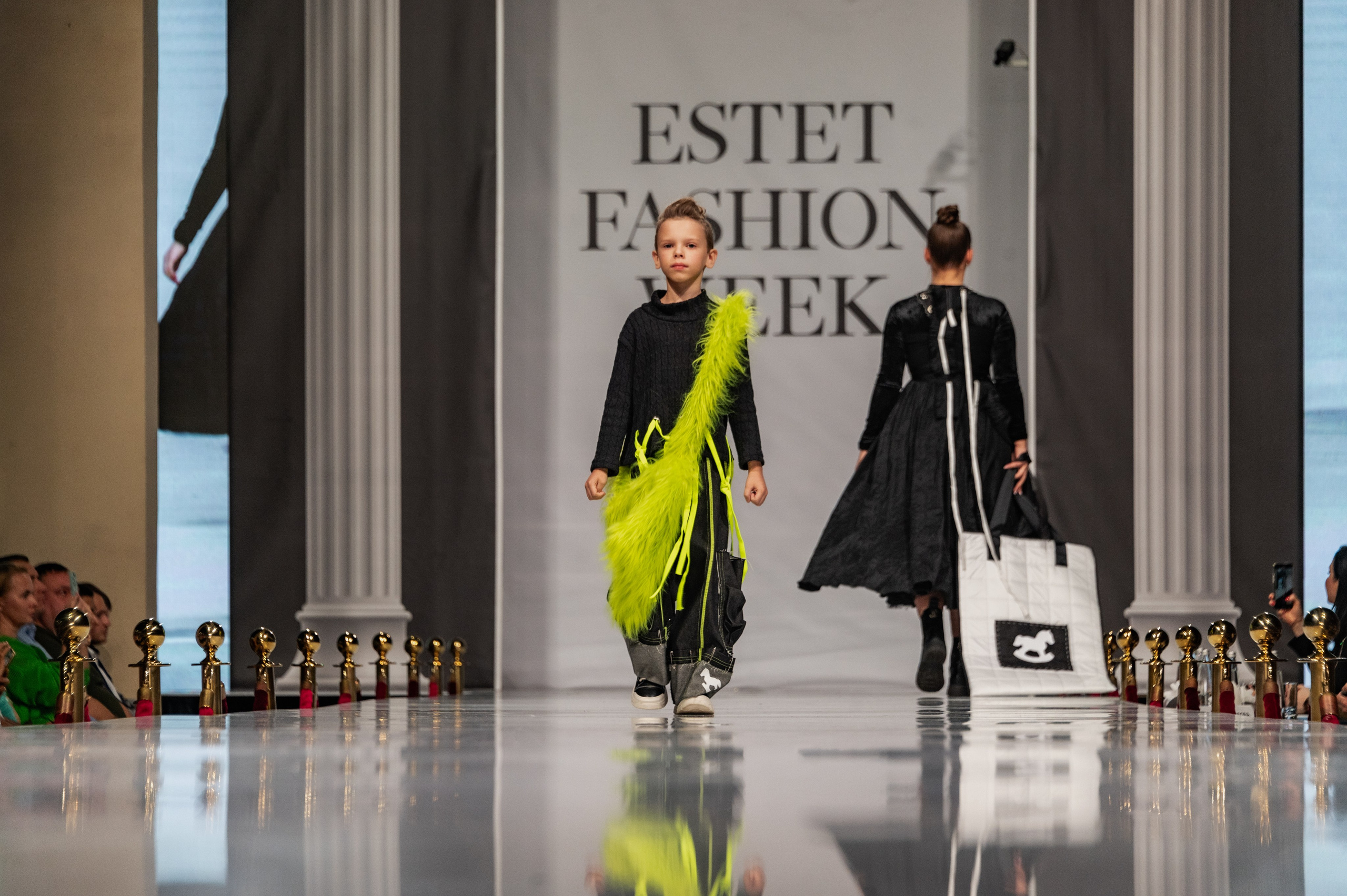Estet Fashion Week-2023. Фотограф Роман Адлер