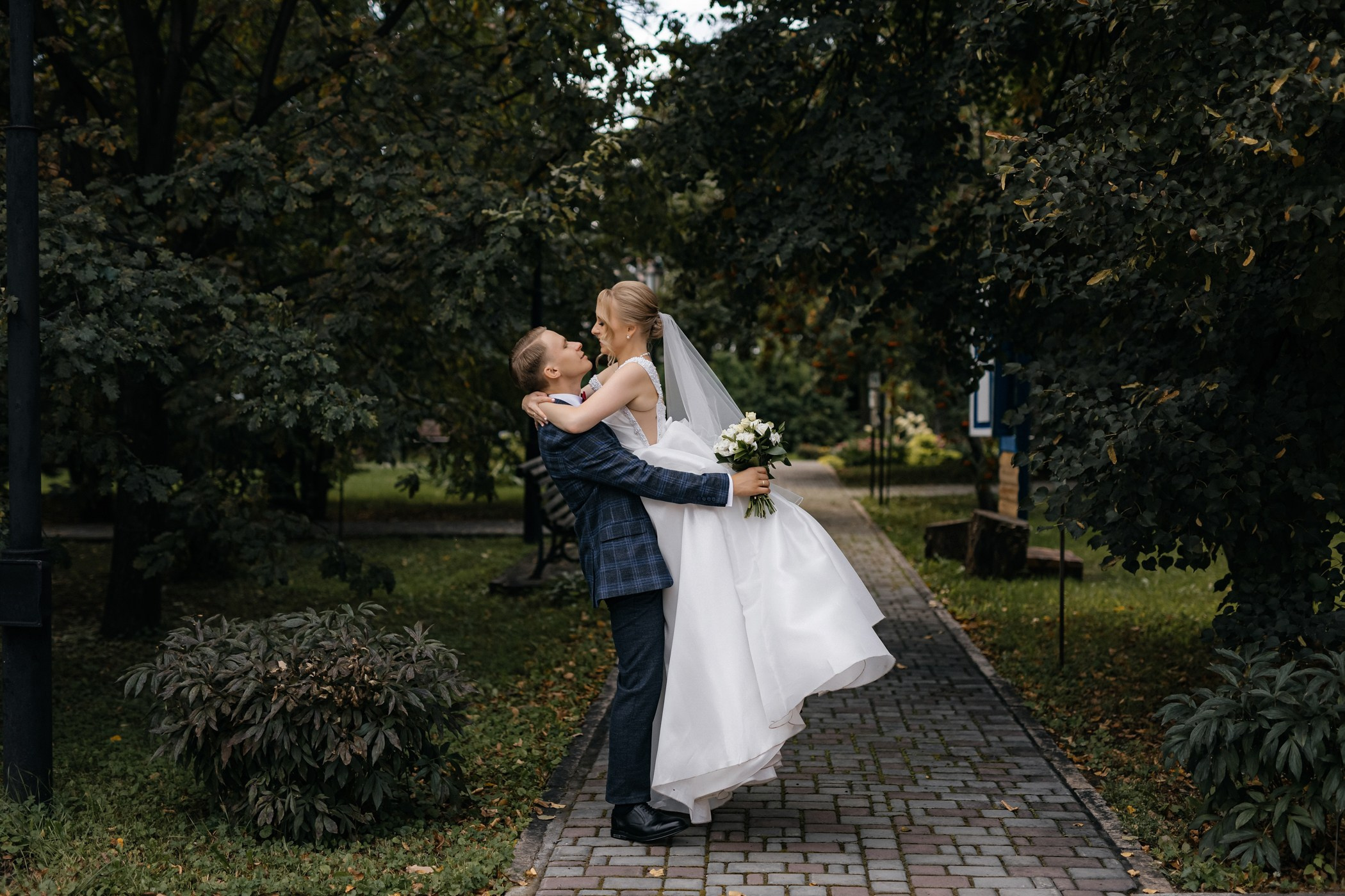 Свадебный фотограф барнаул места для прогулки. Свадебный репортажный и фуд фотограф в Барнауле Гайфулин Виталий