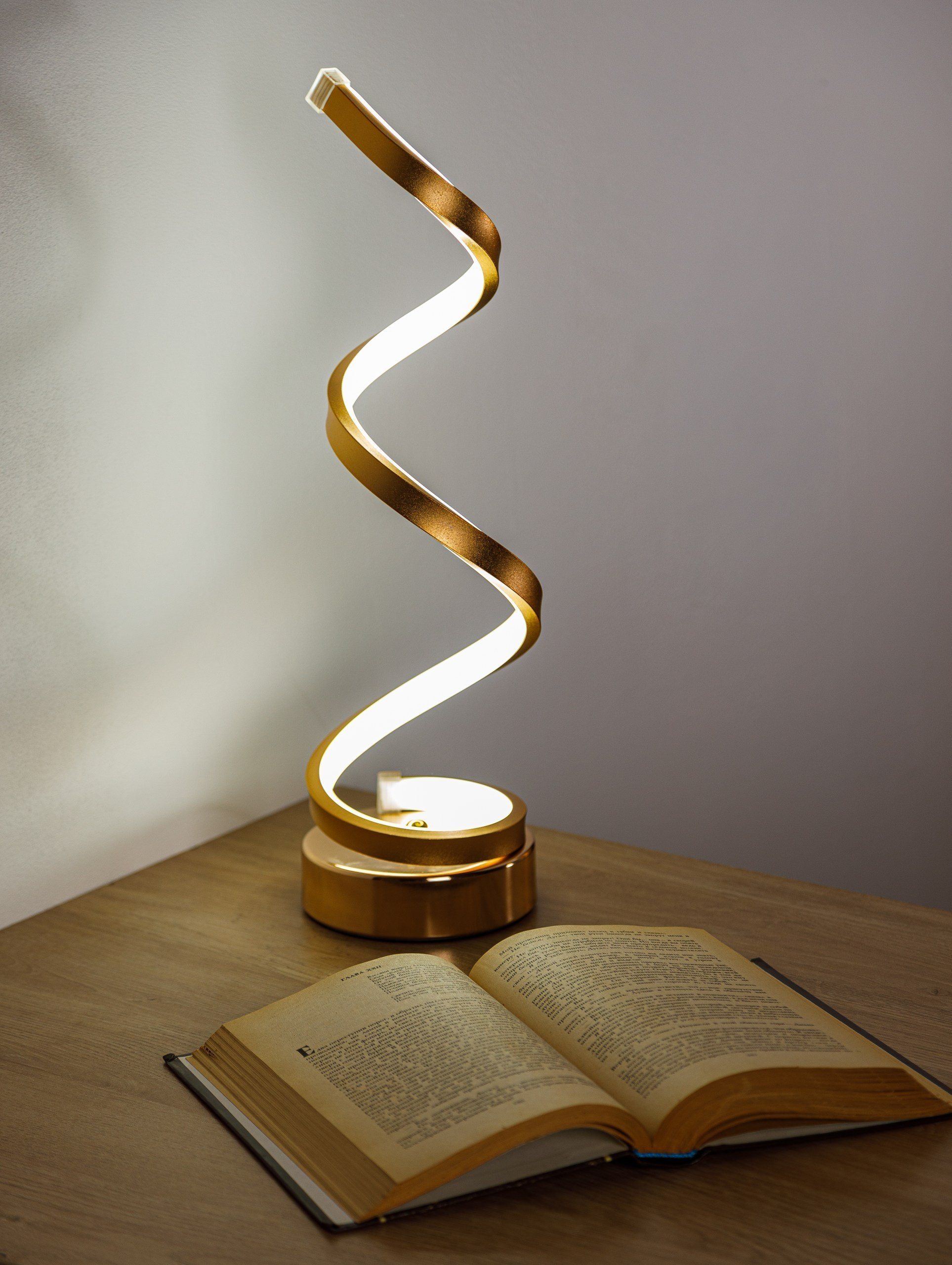 Предметная композиционная съемка фото для сайтов, маркетплейсов, WB, Ozon, Яндекс Маркет и др. Студия коммерческой съемки ХВОЯ