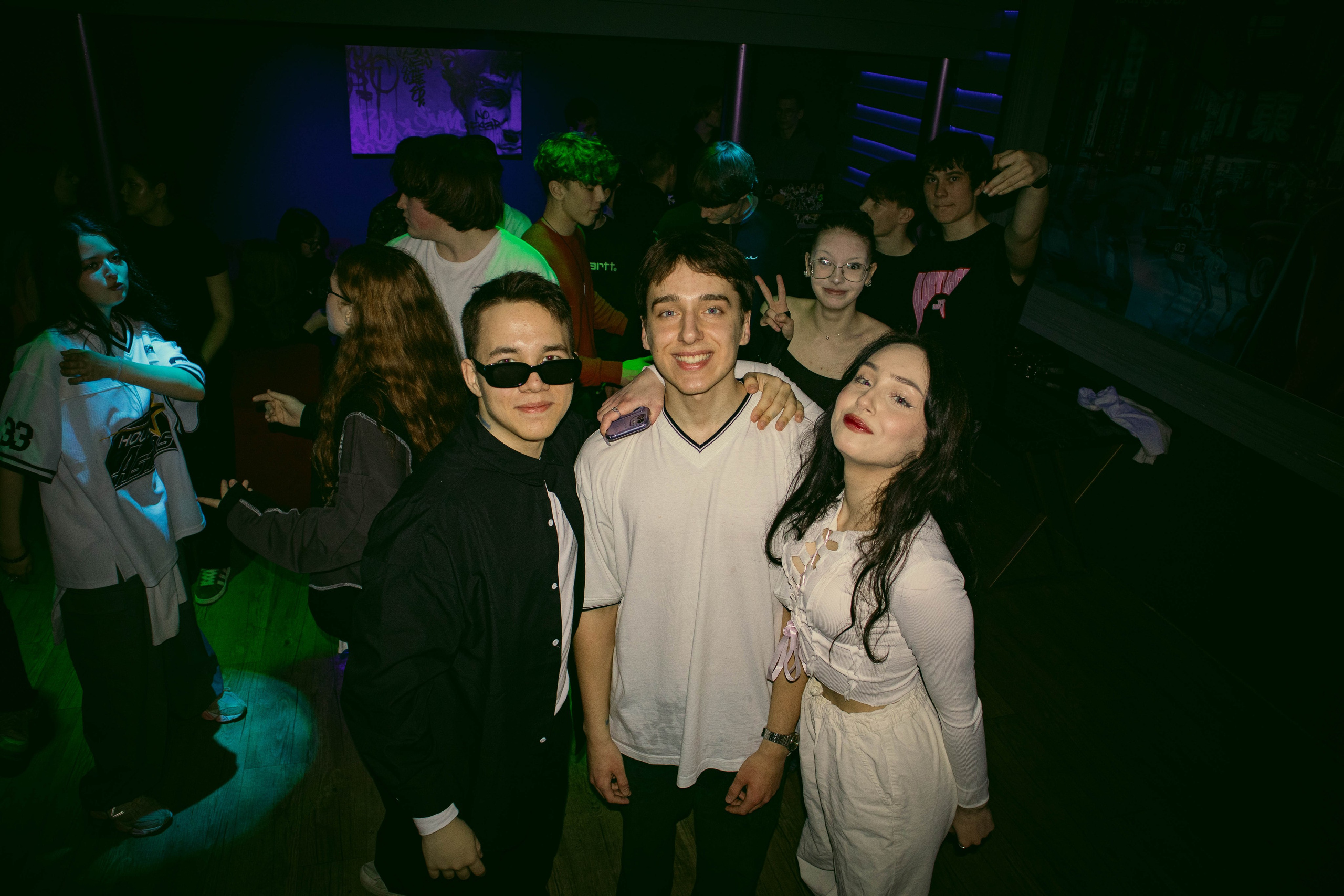 MOSHPIT. Фотограф и видеограф в Бугульме Аня Трутнева