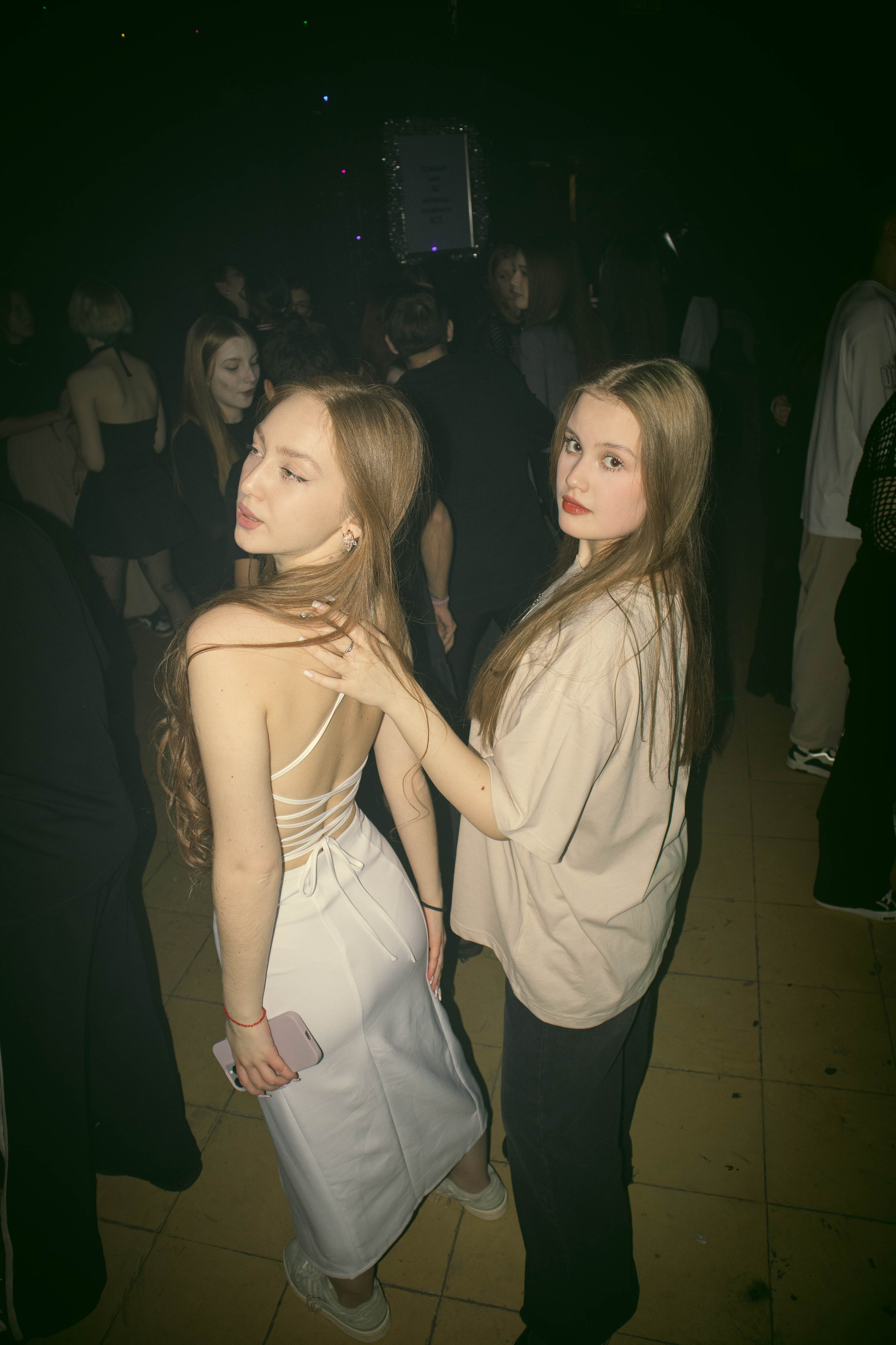 MOSHPIT. Фотограф и видеограф в Бугульме Аня Трутнева