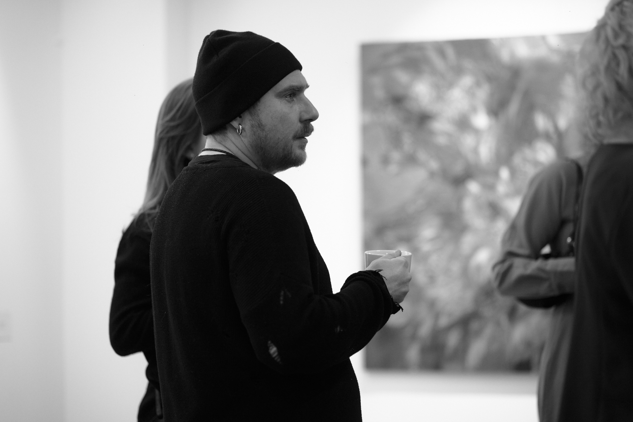 Открытие выставки краснодарской художницы Ларисы Блохиной. Фотограф Юлия Маринина