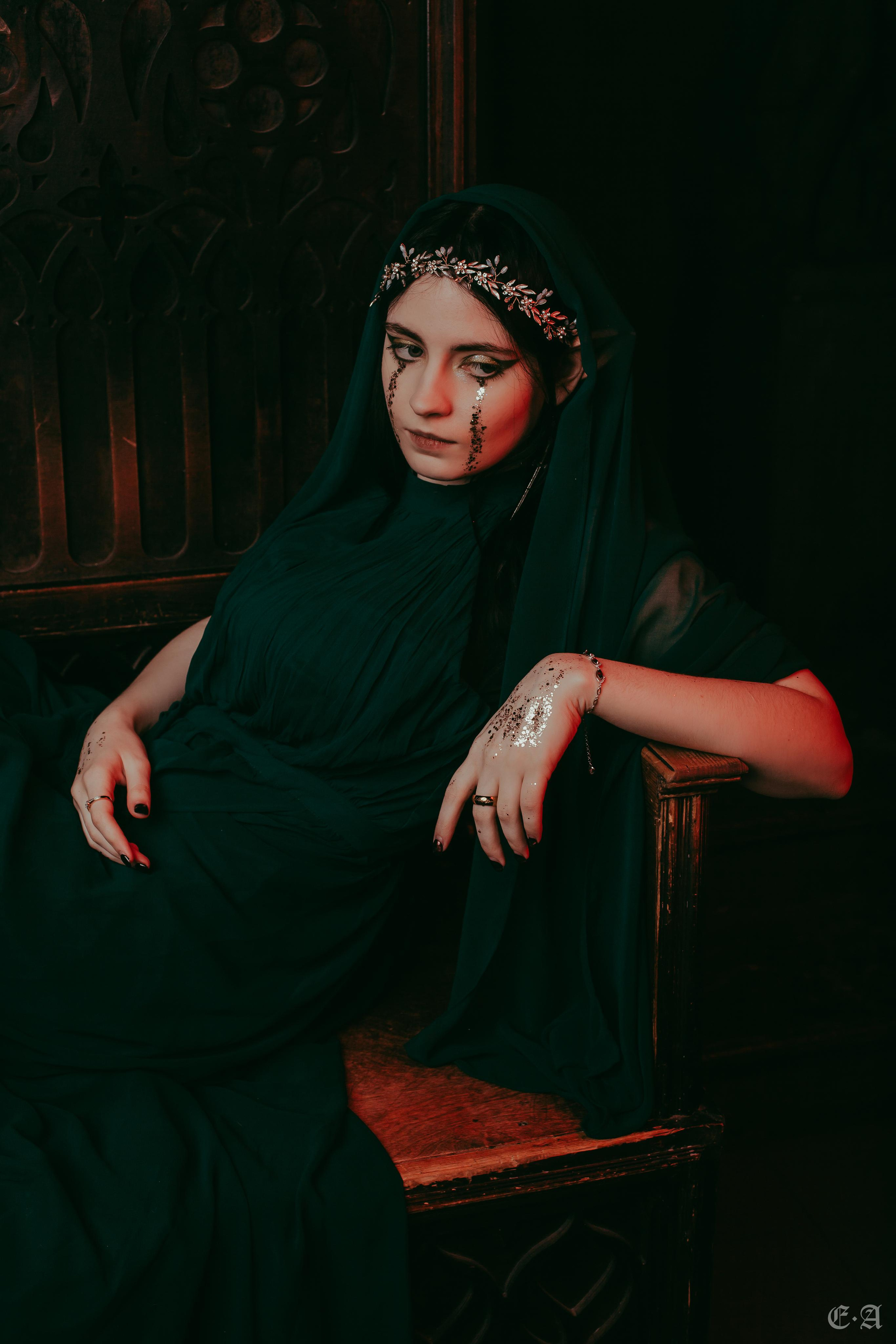 One ring to rule them all…. Фотограф Ellairen