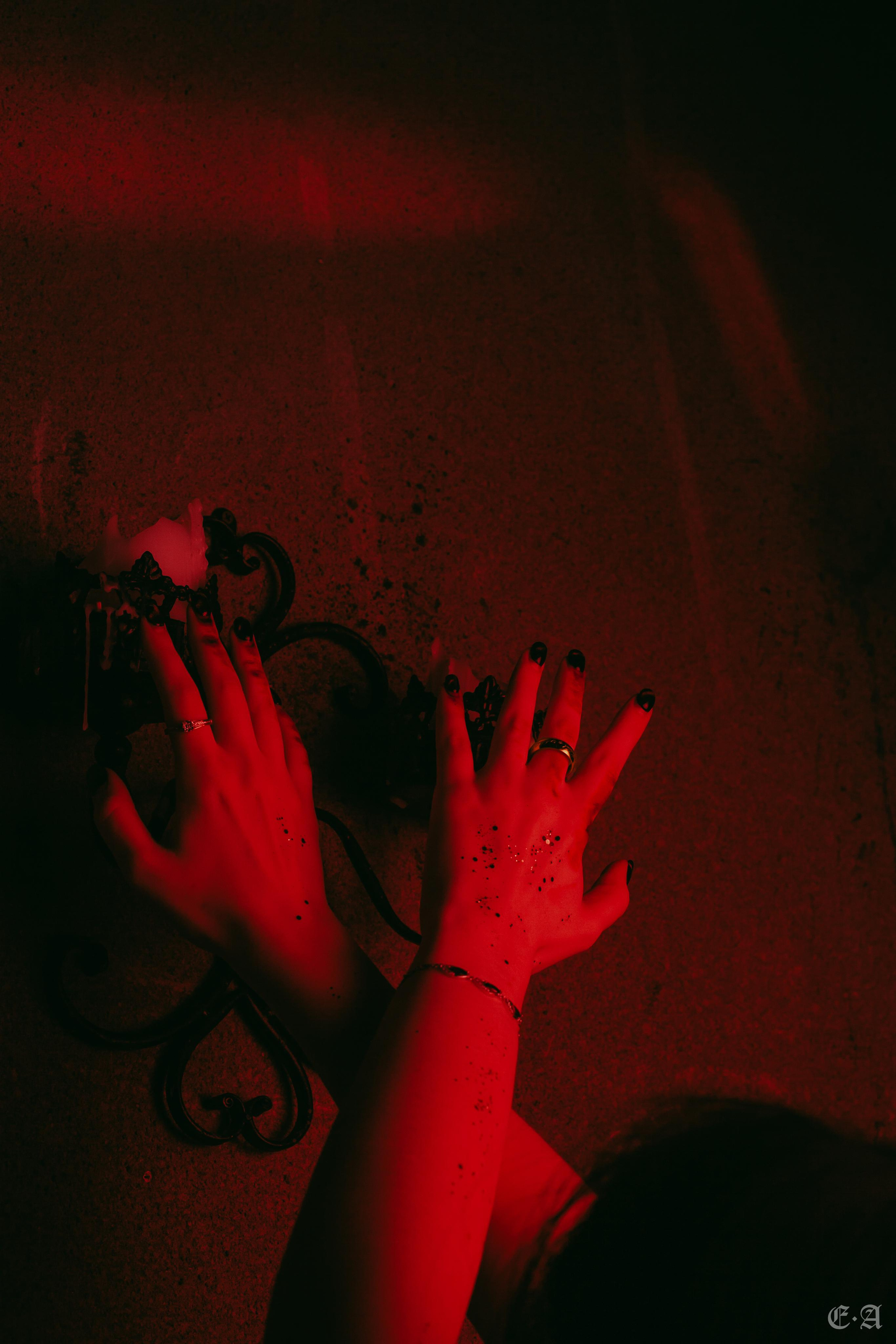 One ring to rule them all…. Фотограф Ellairen