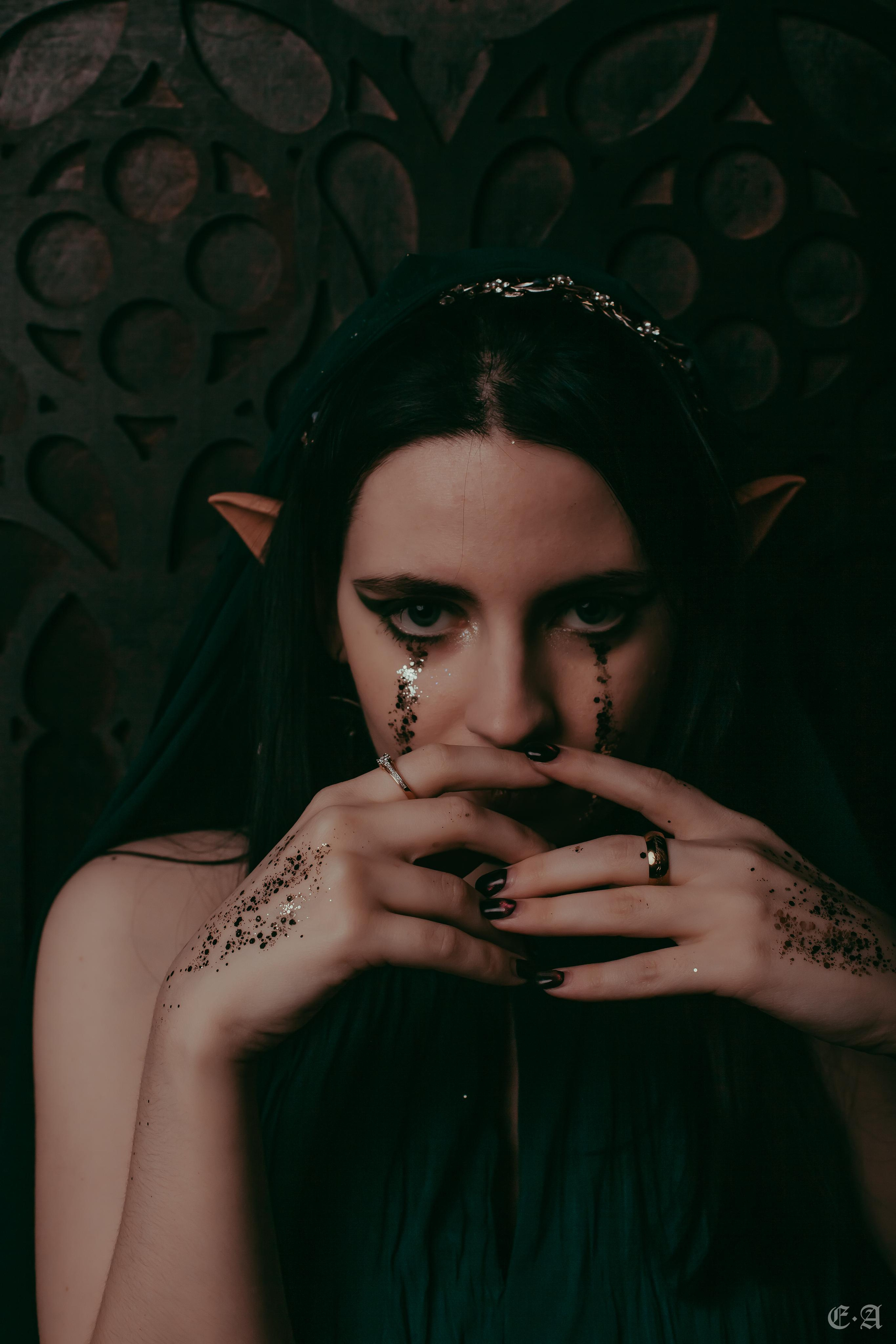 One ring to rule them all…. Фотограф Ellairen