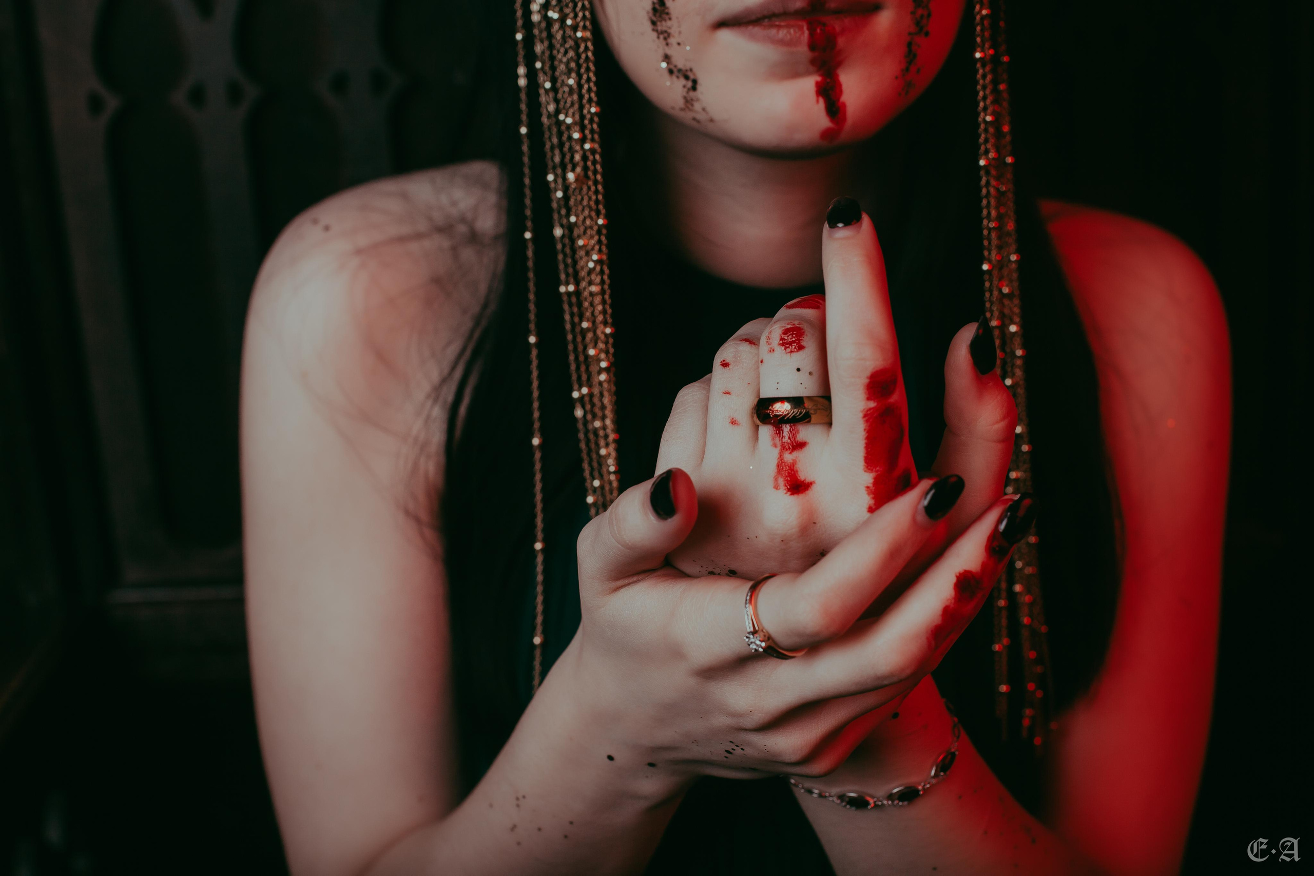 One ring to rule them all…. Фотограф Ellairen