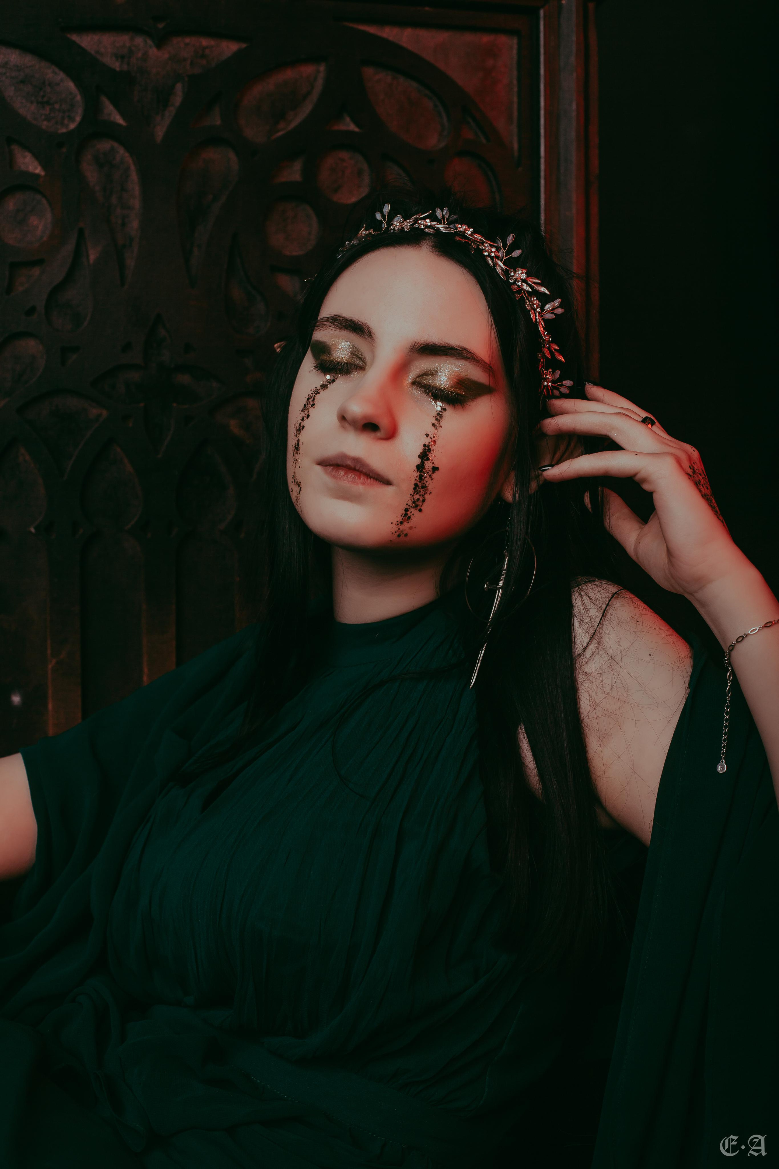 One ring to rule them all…. Фотограф Ellairen