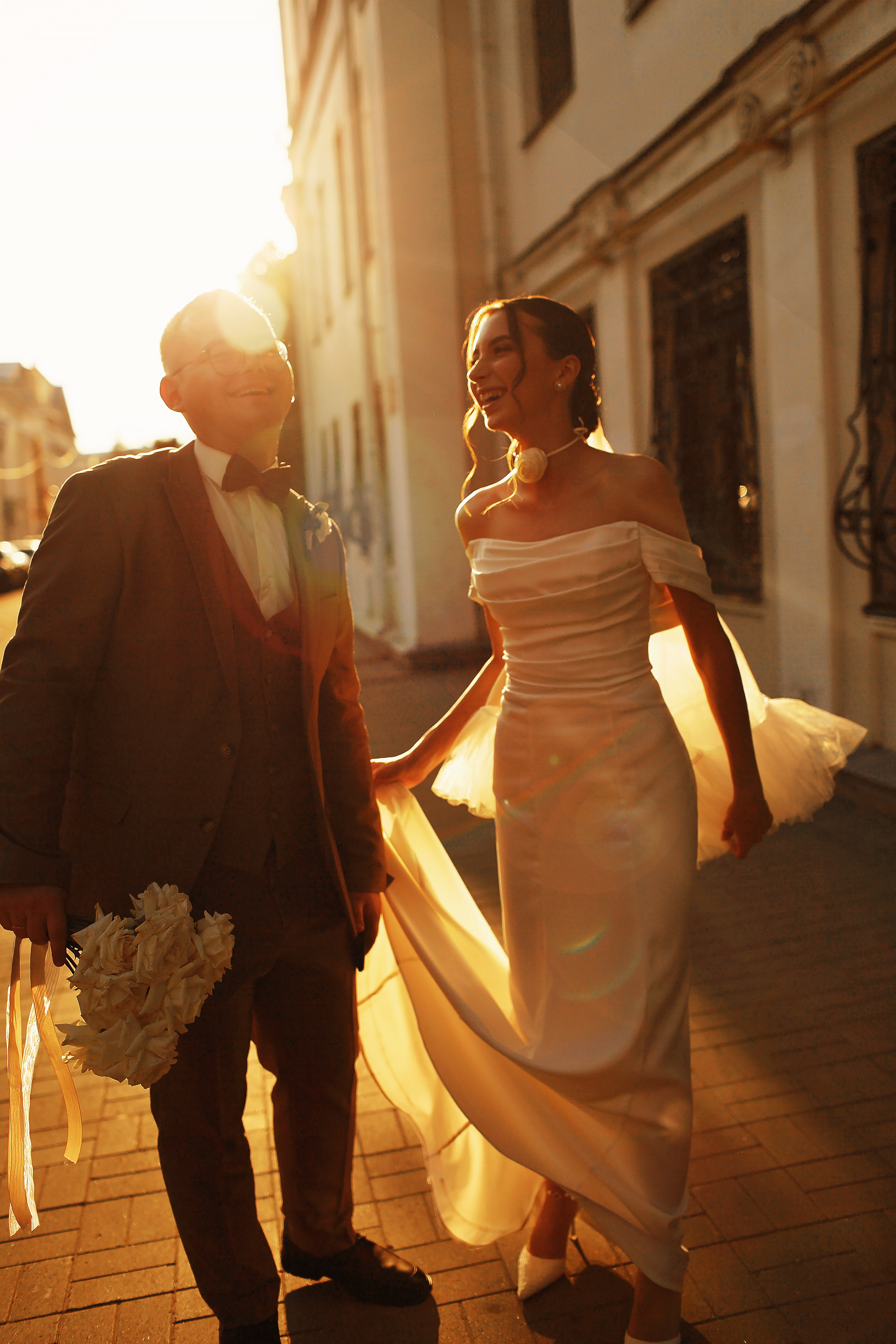 Свадебная осенняя фотосессия Ивана и Лидии в городе. Свадебный и репортажный фотограф в Ярославле и Санкт-Петербурге Роман Микрюков