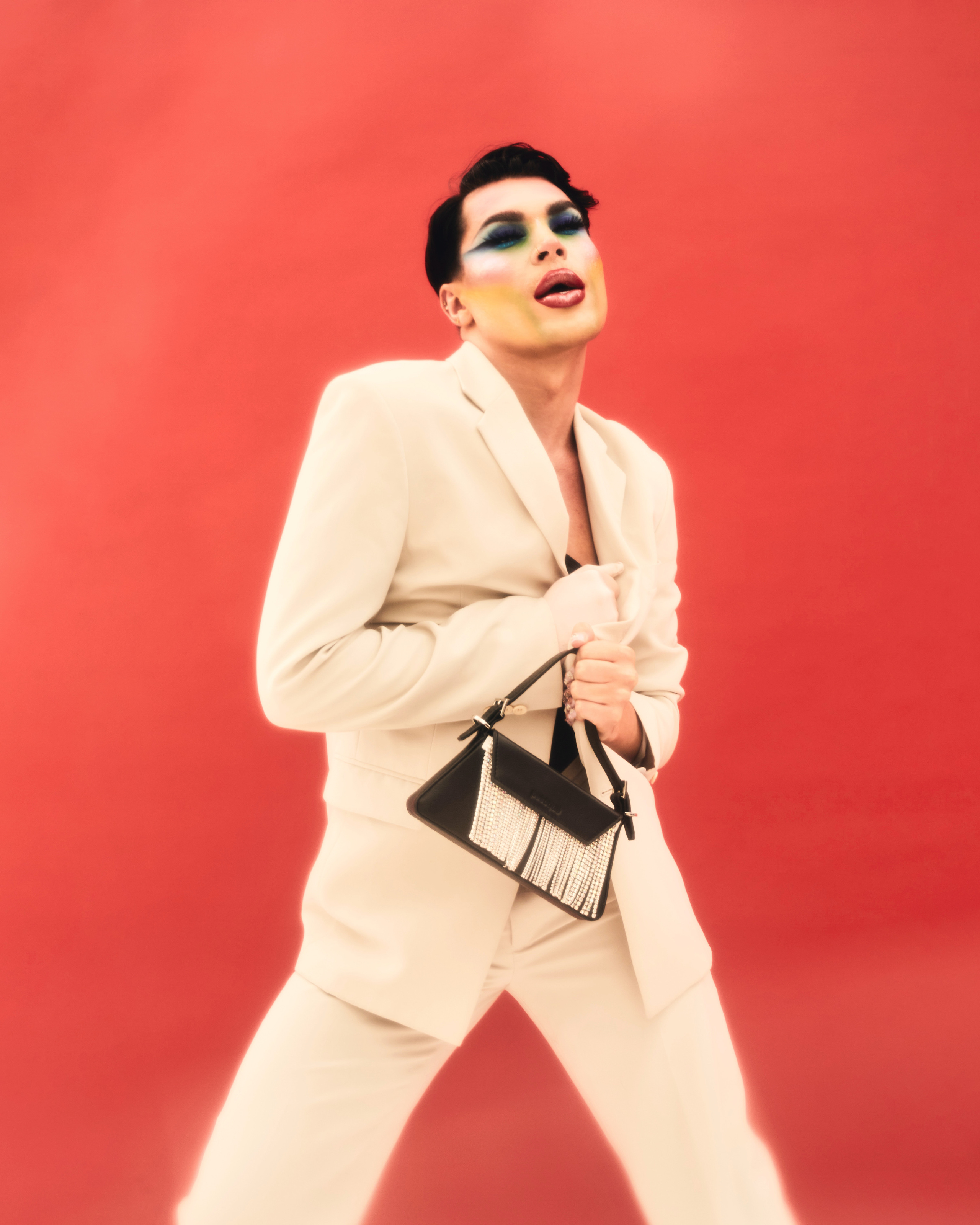 NOTCATART. DINIS MUSTAFIN | PHOTOGRAPHY