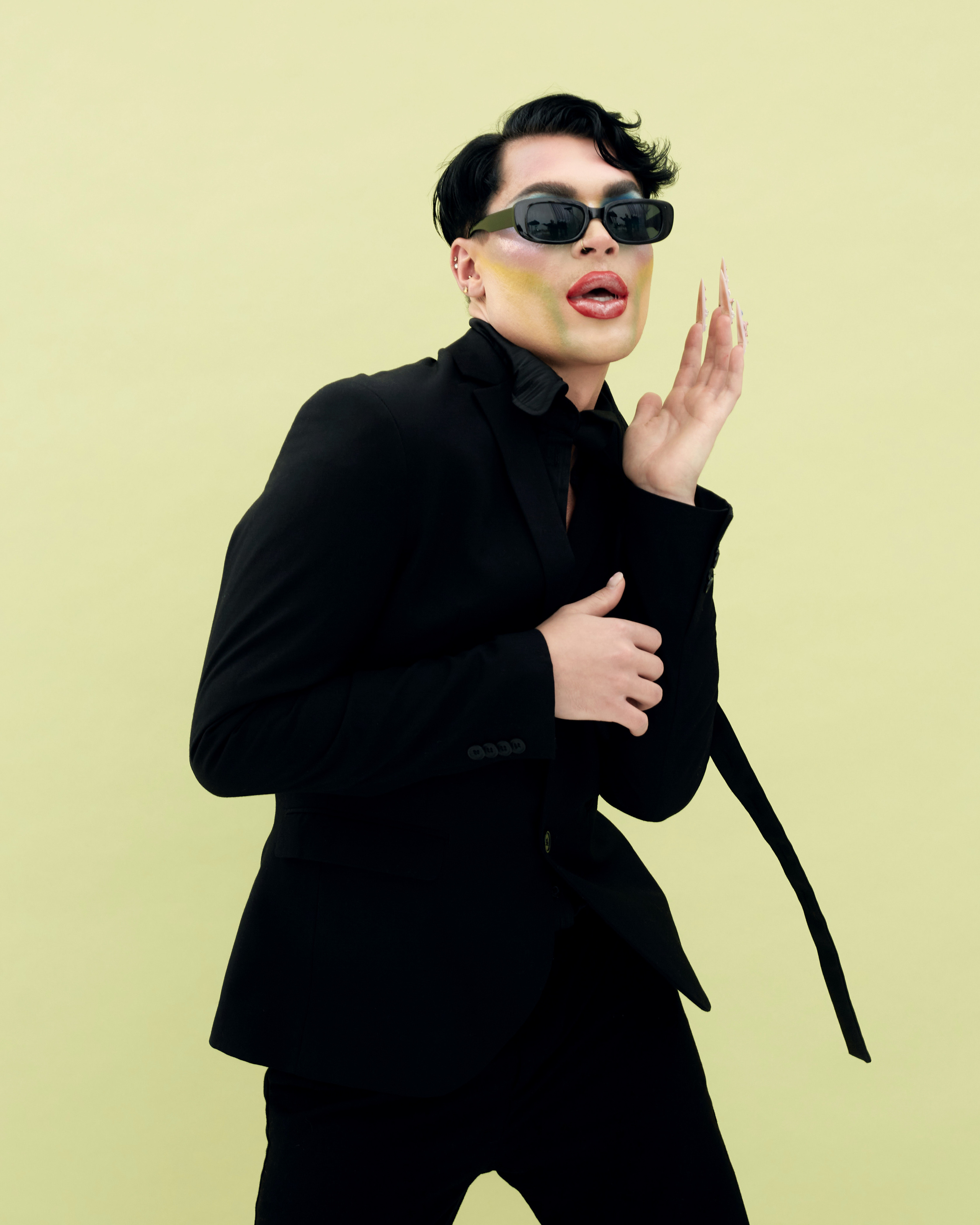 NOTCATART. DINIS MUSTAFIN | PHOTOGRAPHY