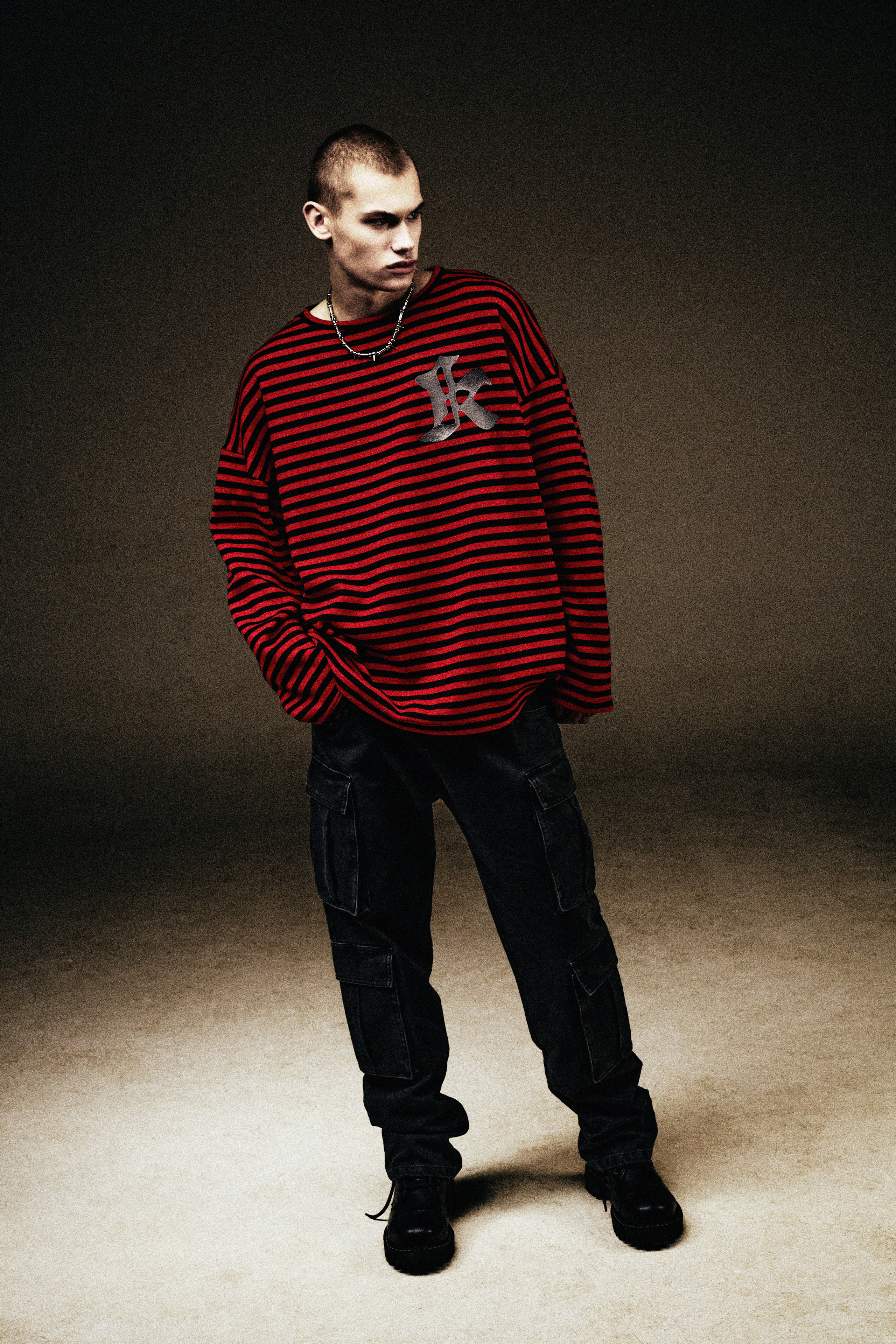 KRITIKA — LOOKBOOK. DINIS MUSTAFIN | PHOTOGRAPHY