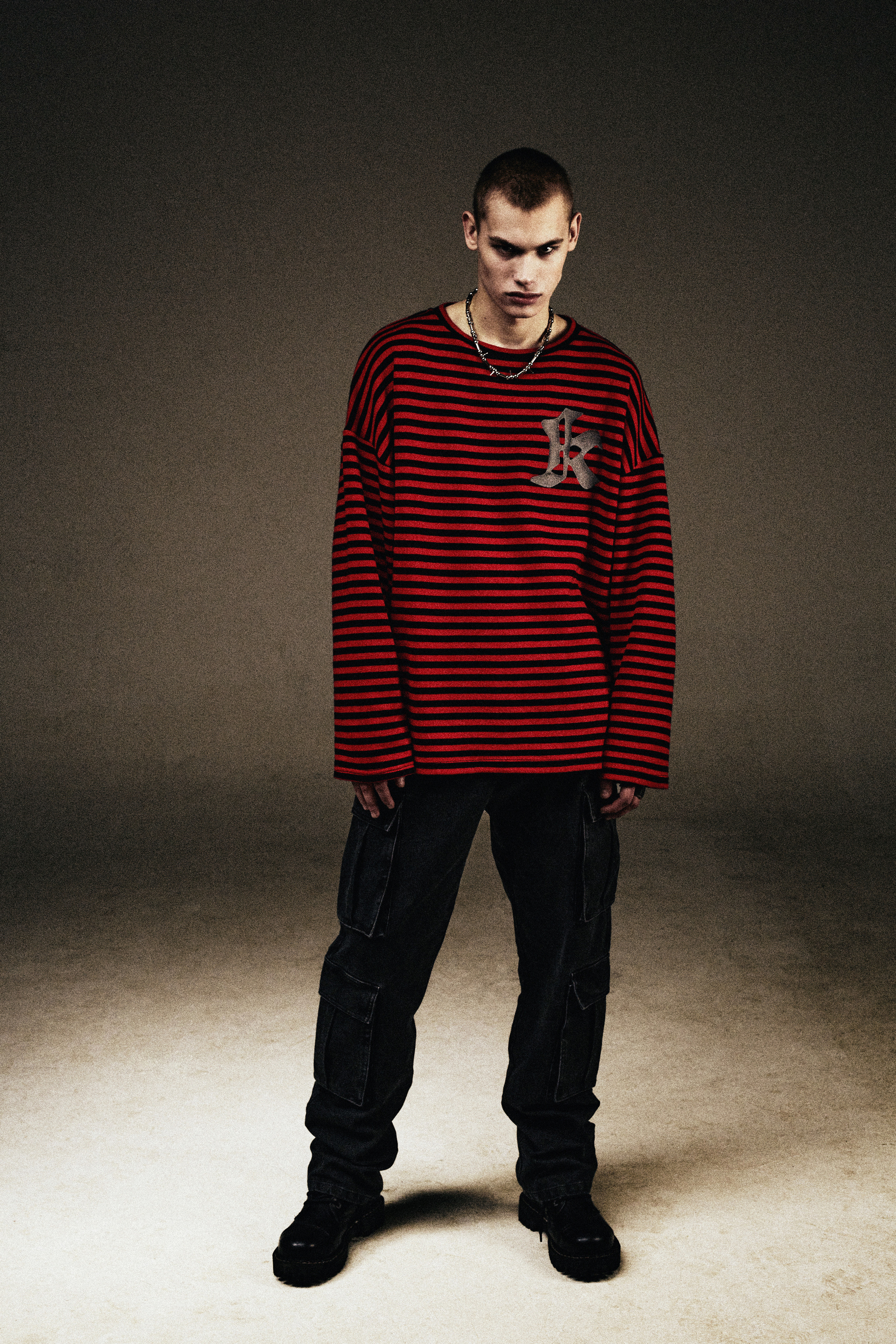 KRITIKA — LOOKBOOK. DINIS MUSTAFIN | PHOTOGRAPHY