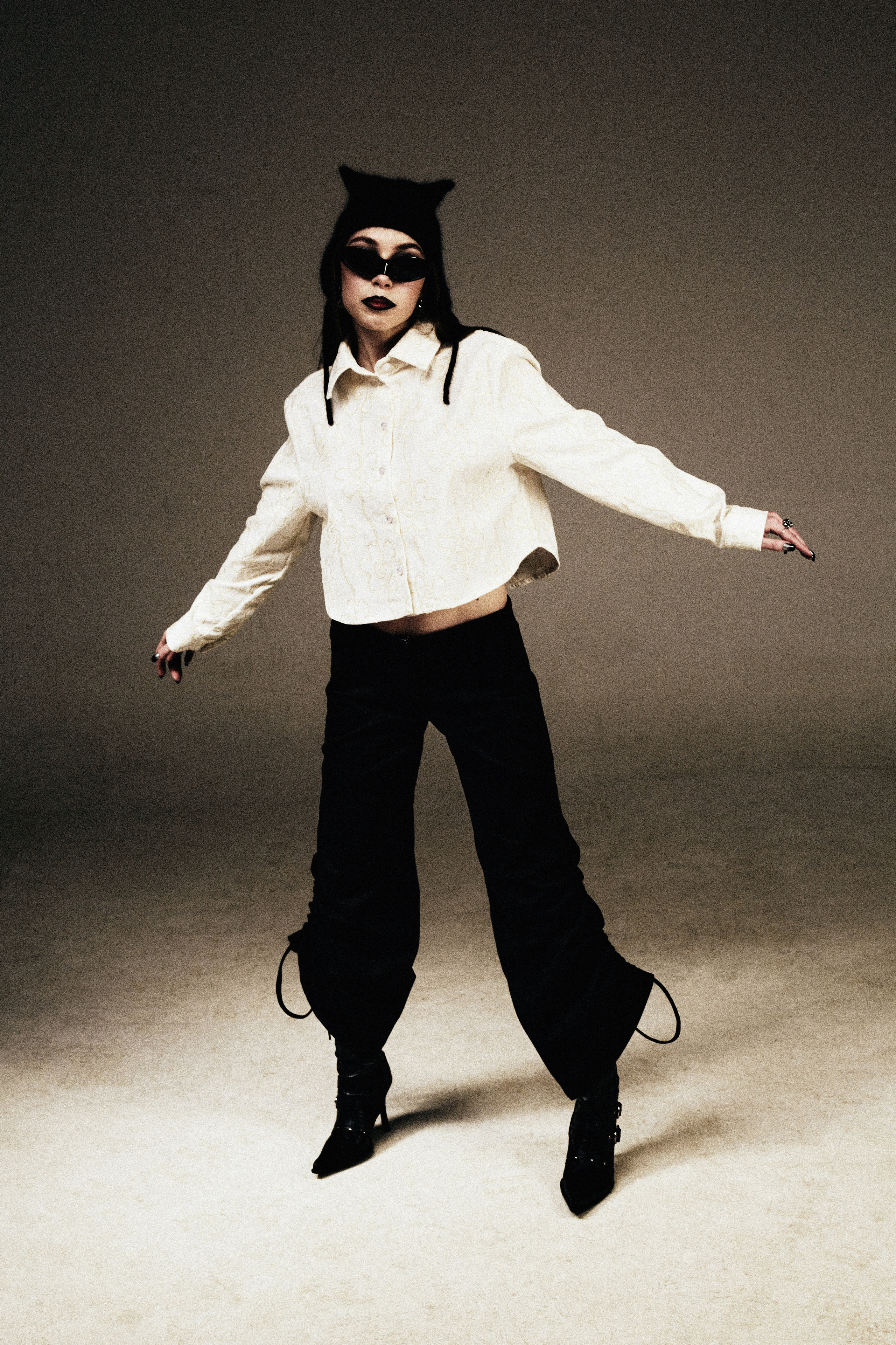 KRITIKA — LOOKBOOK. DINIS MUSTAFIN | PHOTOGRAPHY