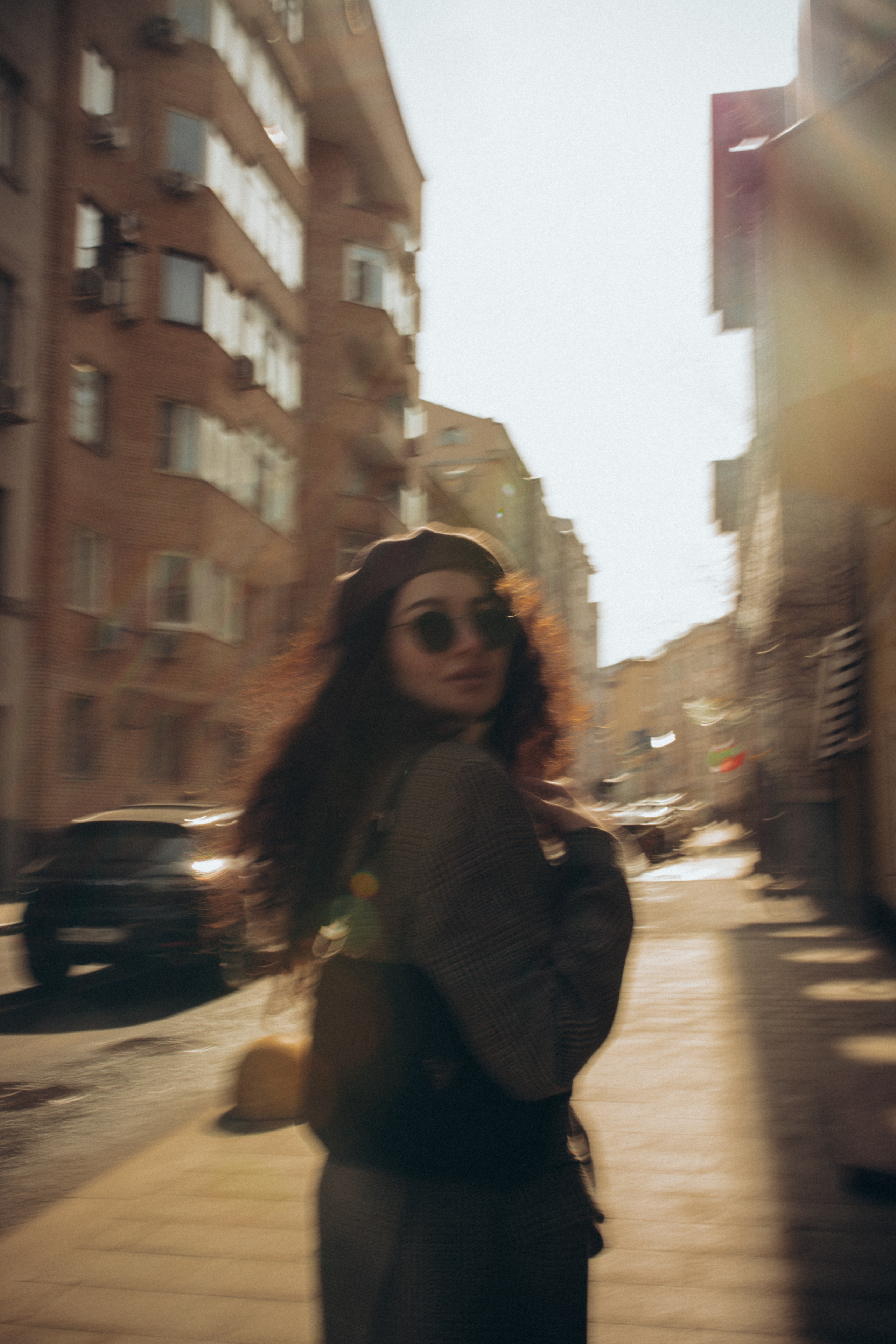 Девушка на прогулке. Снимаю Ваши эмоции на долгую память