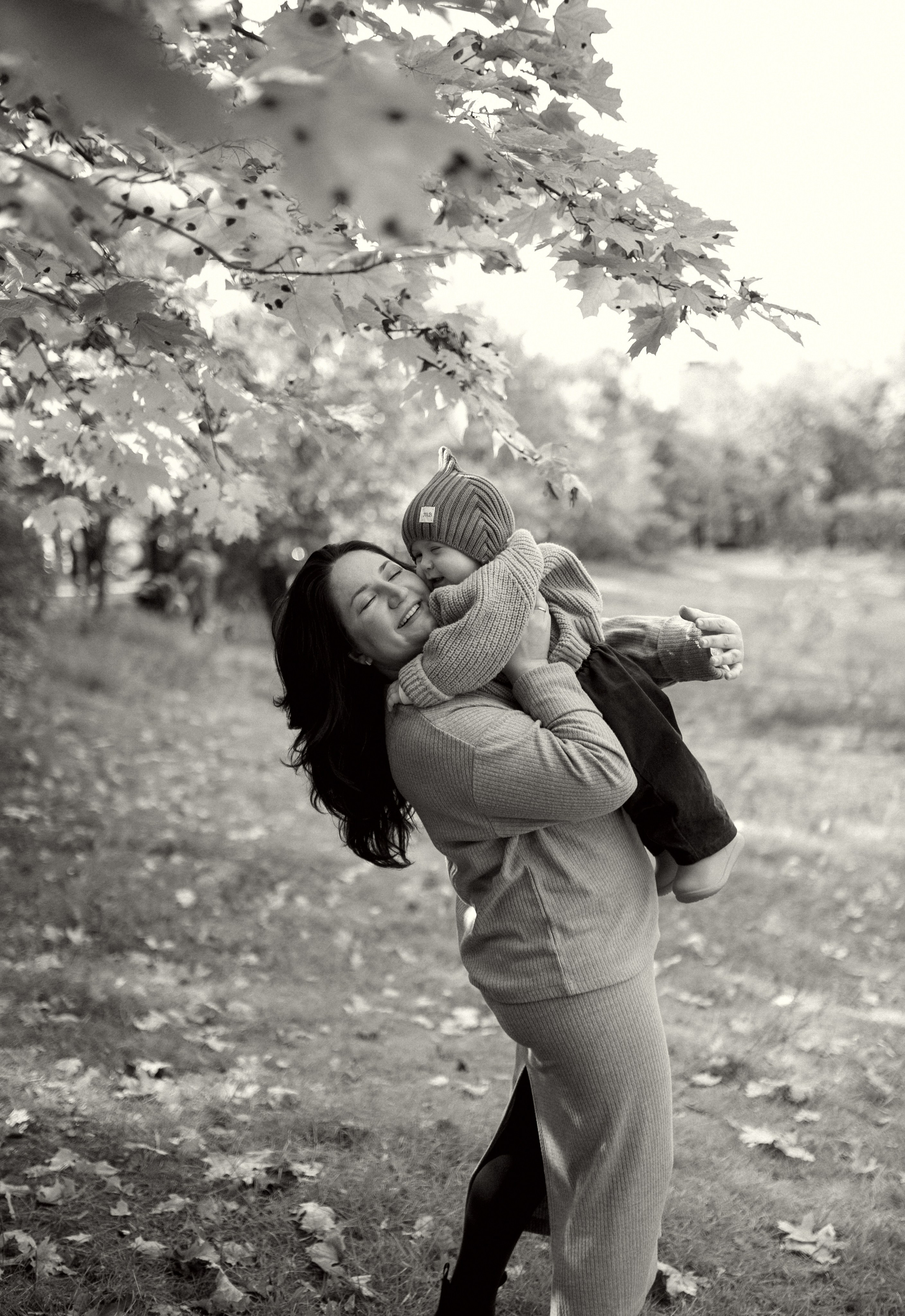 Осенняя фотосессия большой семьи в парке. Семейная фотосессия Бутово Москва фотограф Алина Морщагина
