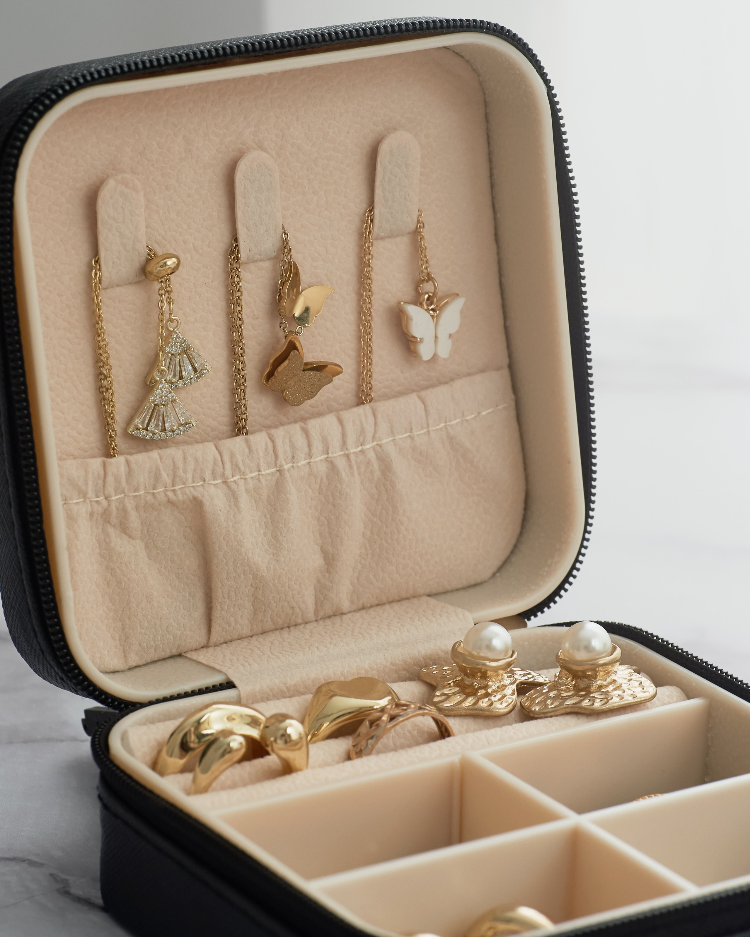 Шкатулка. Предметный фотограф, инфографика и видео в Санкт-Петербурге