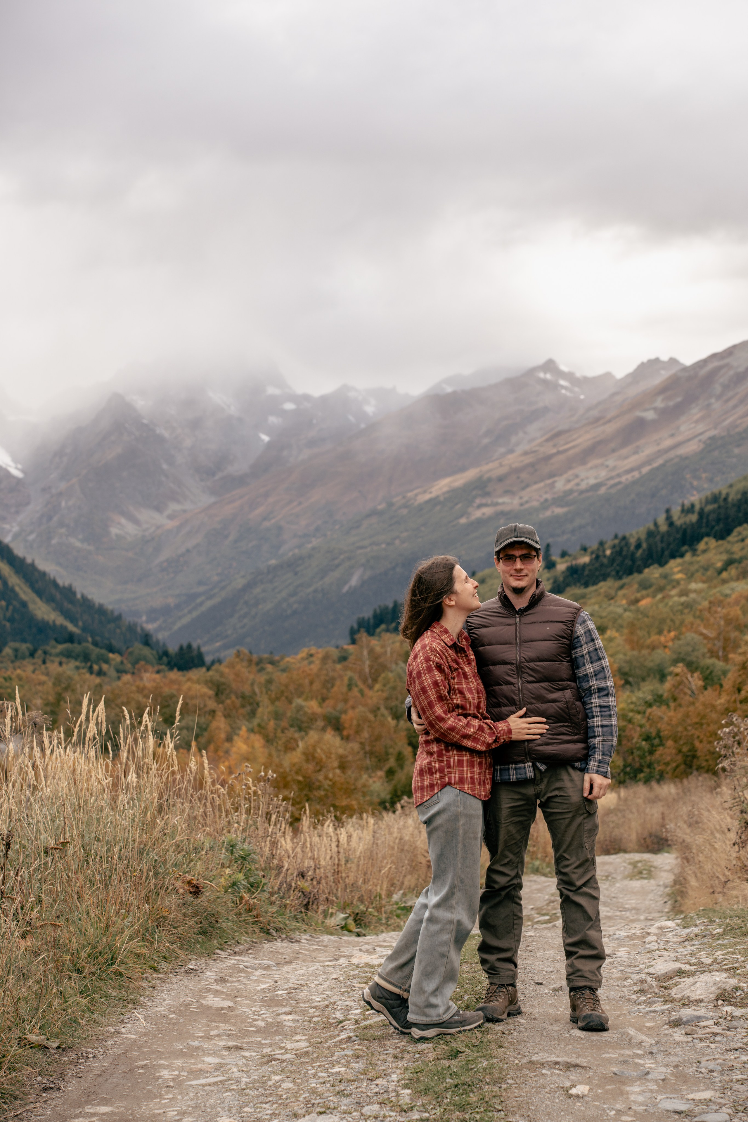 Семейная фотосессия в Домбае. Фотограф КМВ|ГОРЫ Пятигорск Железноводск Ессентуки Кисловодск Домбай Архыз Эльбрус
