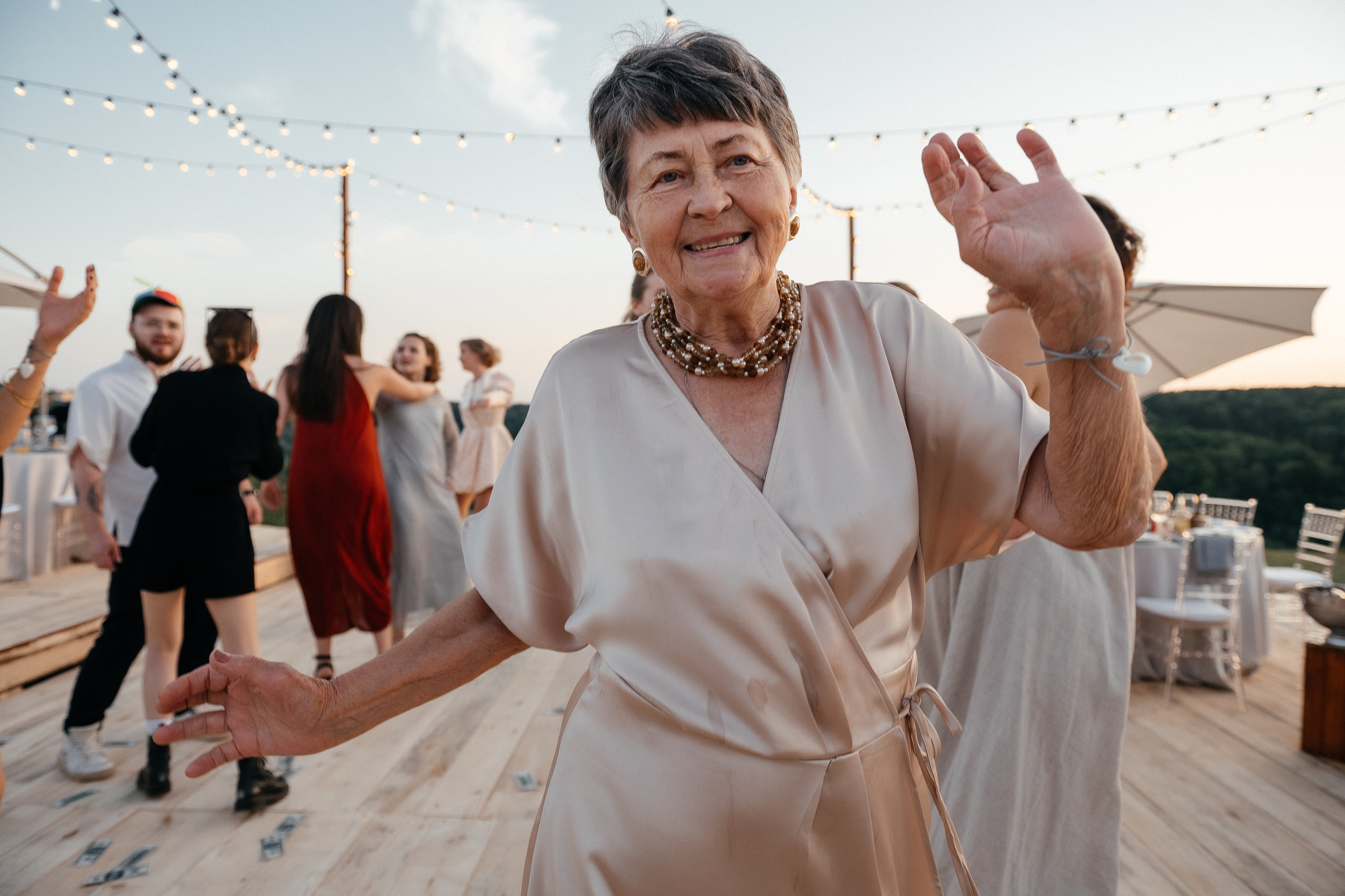 Dacha. Алина Посторонка