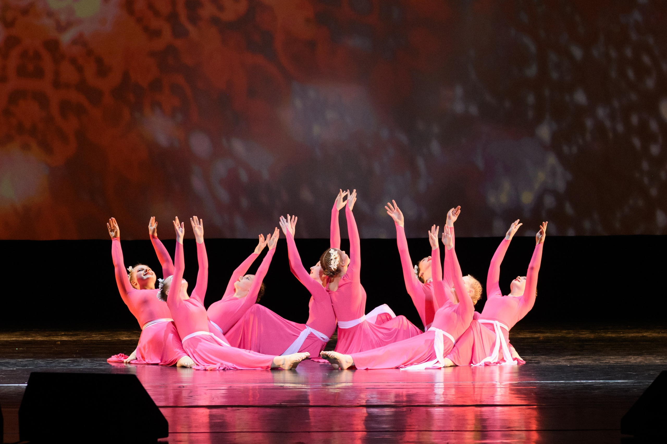 23 апреля, часть 2, БКЗ Октябрьский, г. Санкт-Петербург. Золотое яблочко